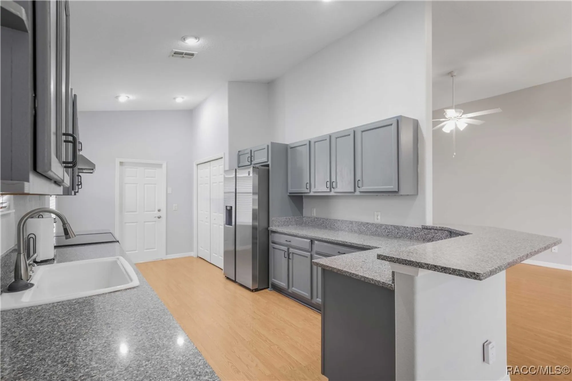 Property Slideshow image 9 of 45 | 1874 w angelica loop, Lecanto, FL, 34461