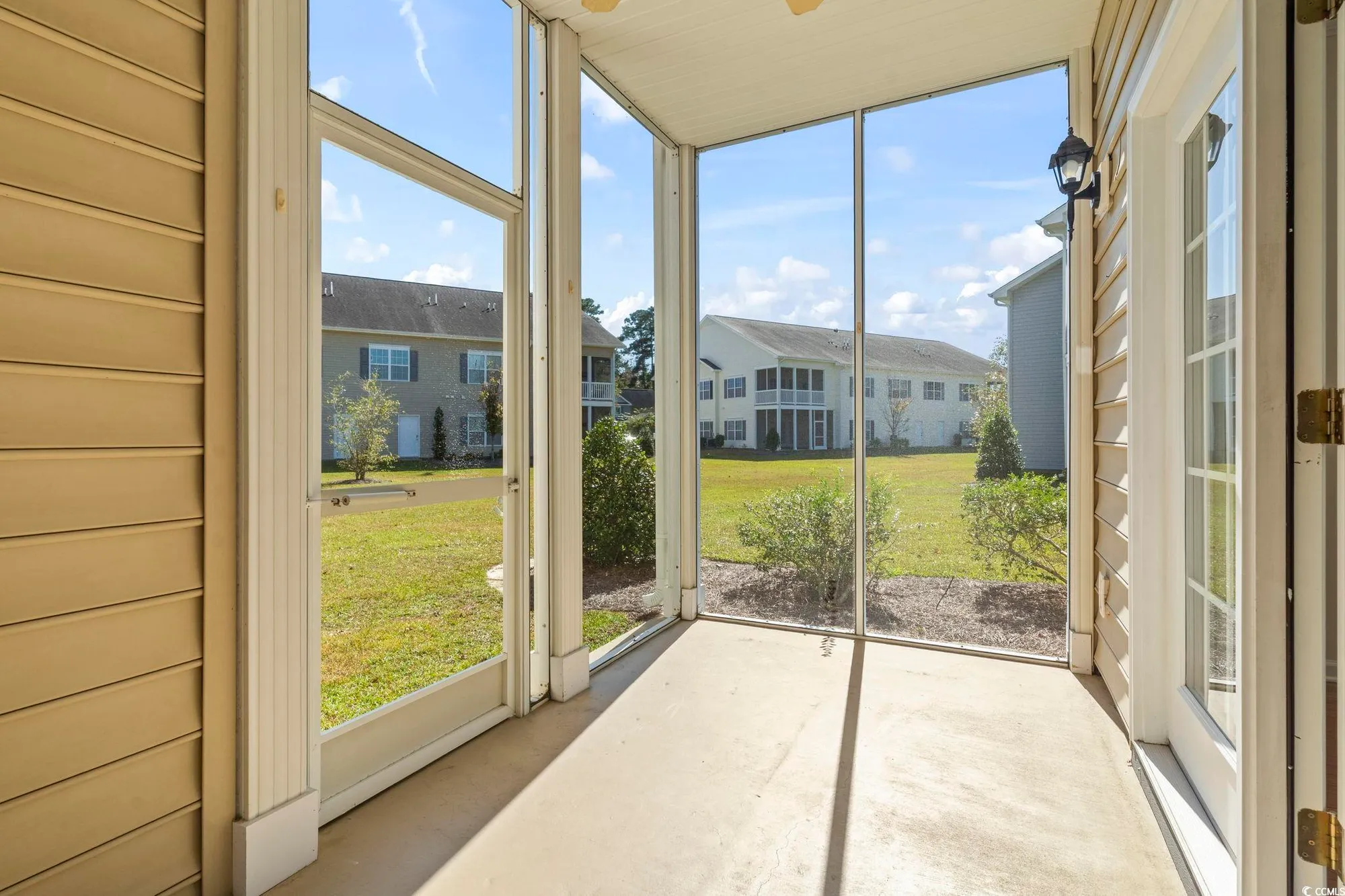 Property Slideshow image 32 of 36 | 237 moonglow cir 102, Murrells Inlet, SC, 29576