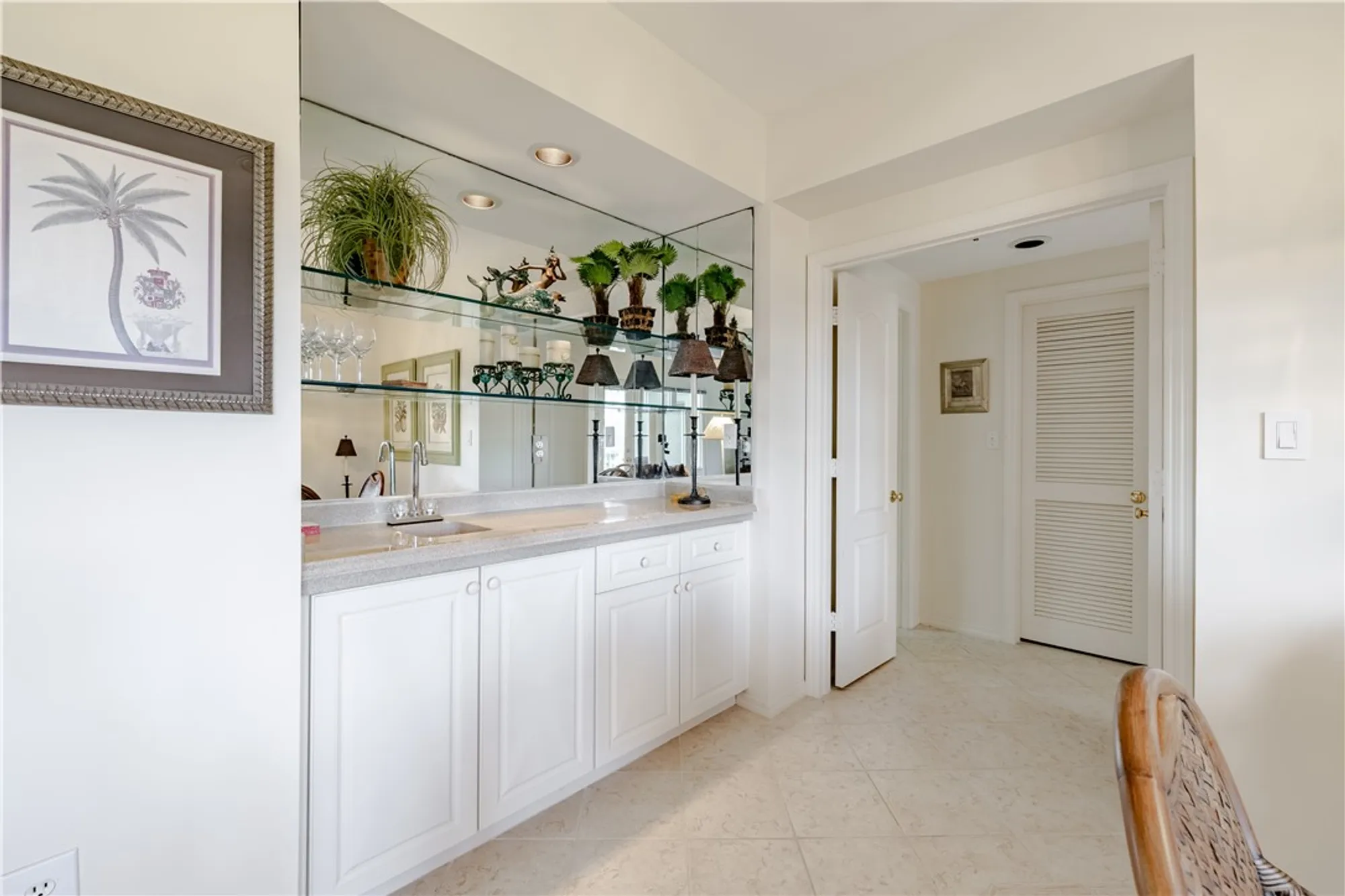 Property Slideshow image 10 of 31 | 5060 harmony cir 204, Vero Beach, FL, 32967