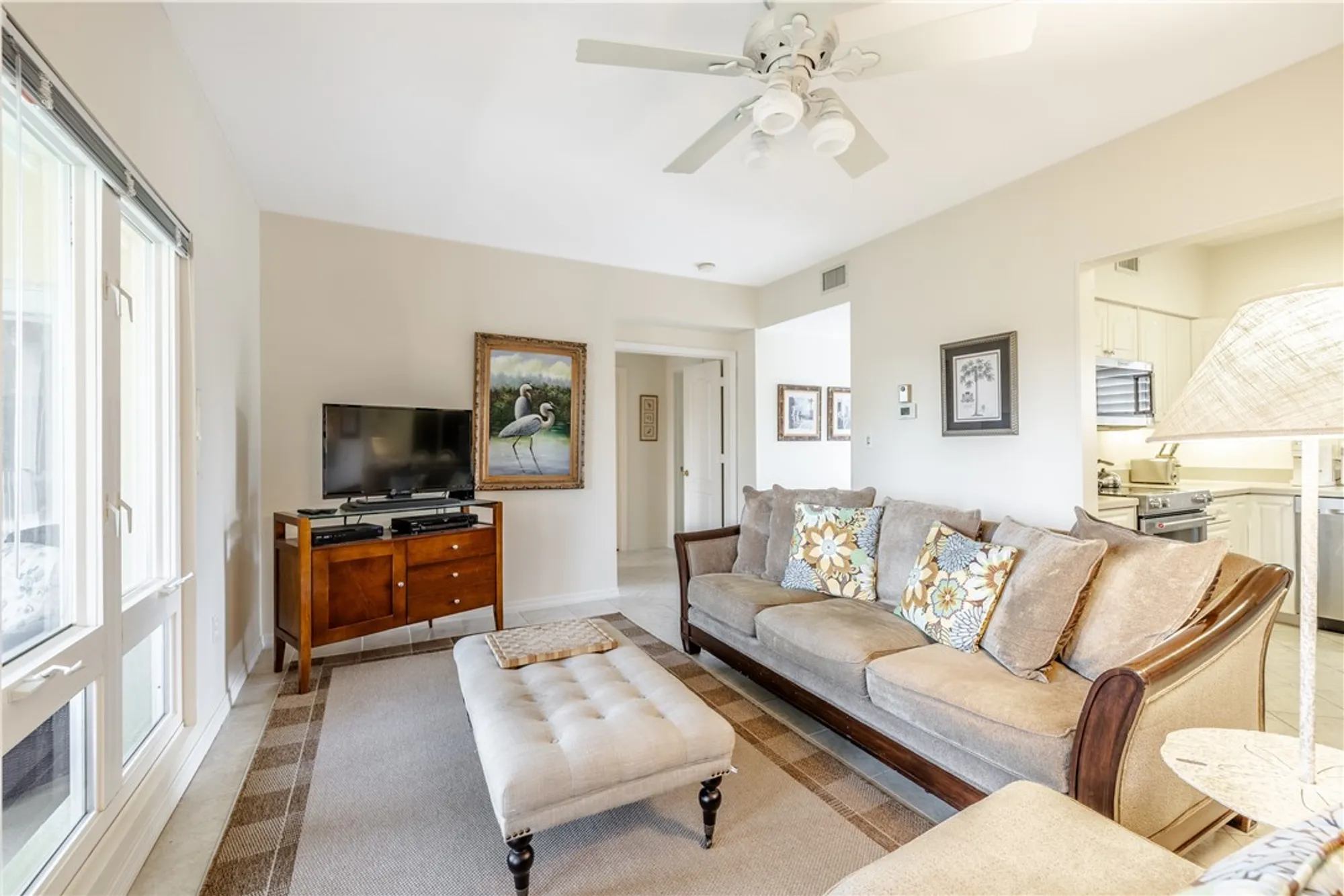 Property Slideshow image 4 of 31 | 5060 harmony cir 204, Vero Beach, FL, 32967