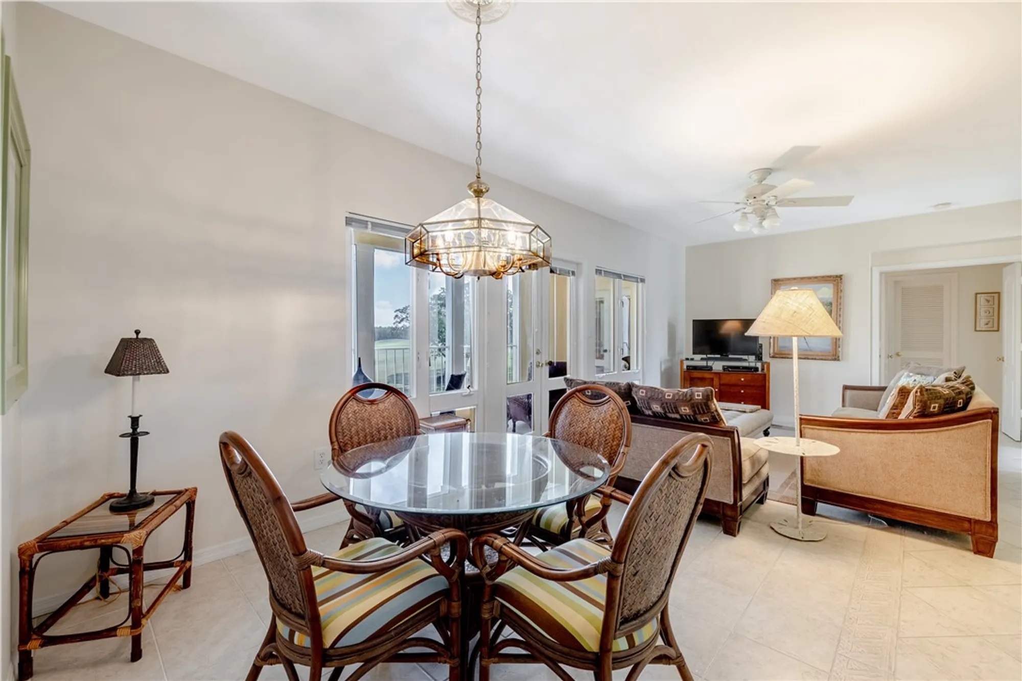 Property Slideshow image 8 of 31 | 5060 harmony cir 204, Vero Beach, FL, 32967