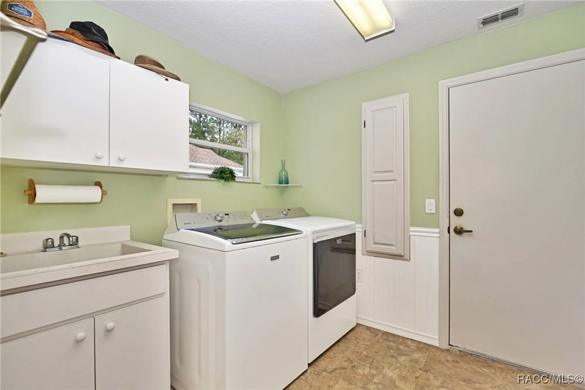 Property Slideshow image 32 of 48 | 6 w byrsonima loop, Homosassa, FL, 34446