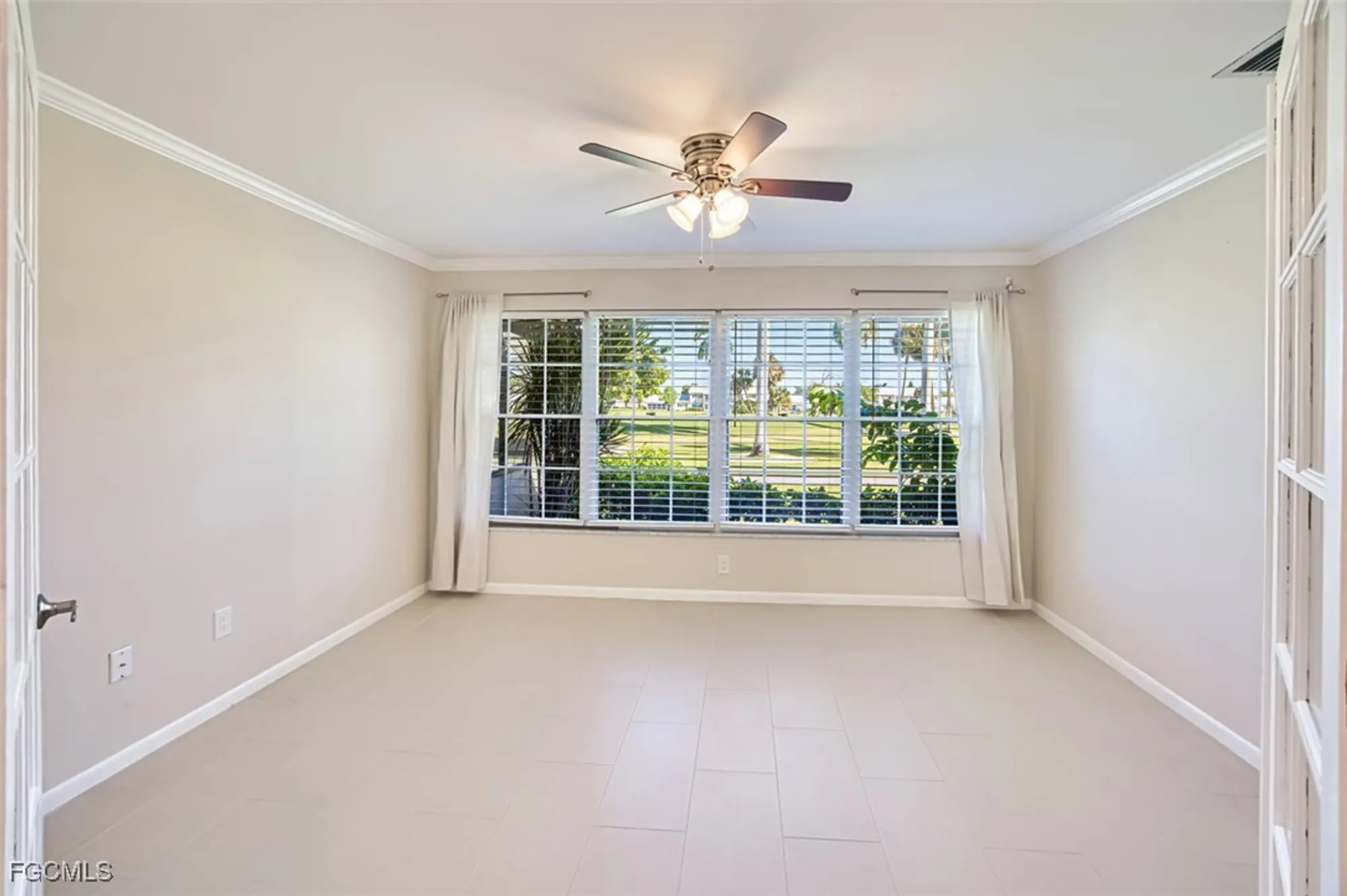 Property Slideshow image 15 of 50 | 1309 n brandywine cir, Fort Myers, FL, 33919