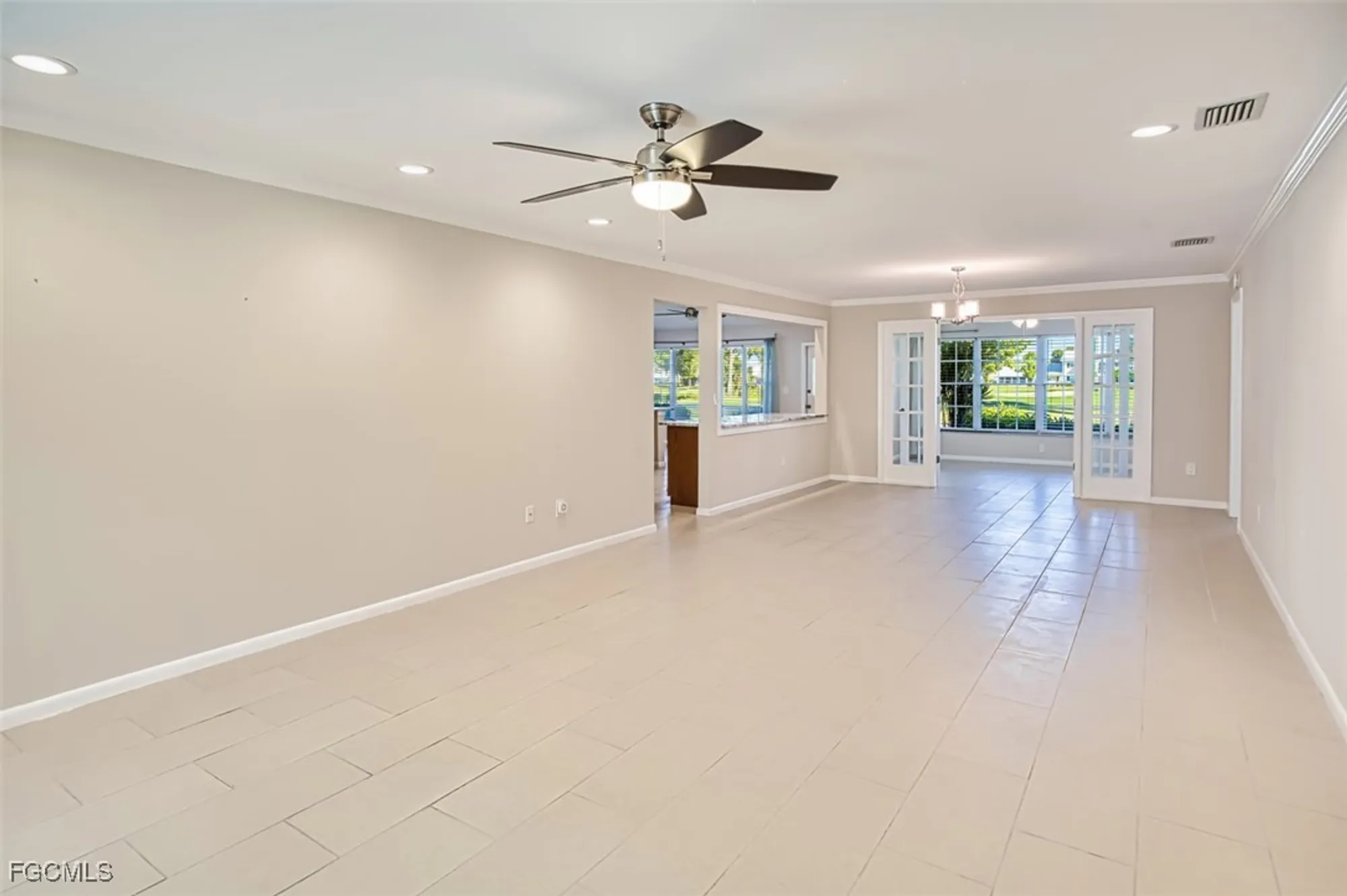 Property Slideshow image 13 of 50 | 1309 n brandywine cir, Fort Myers, FL, 33919