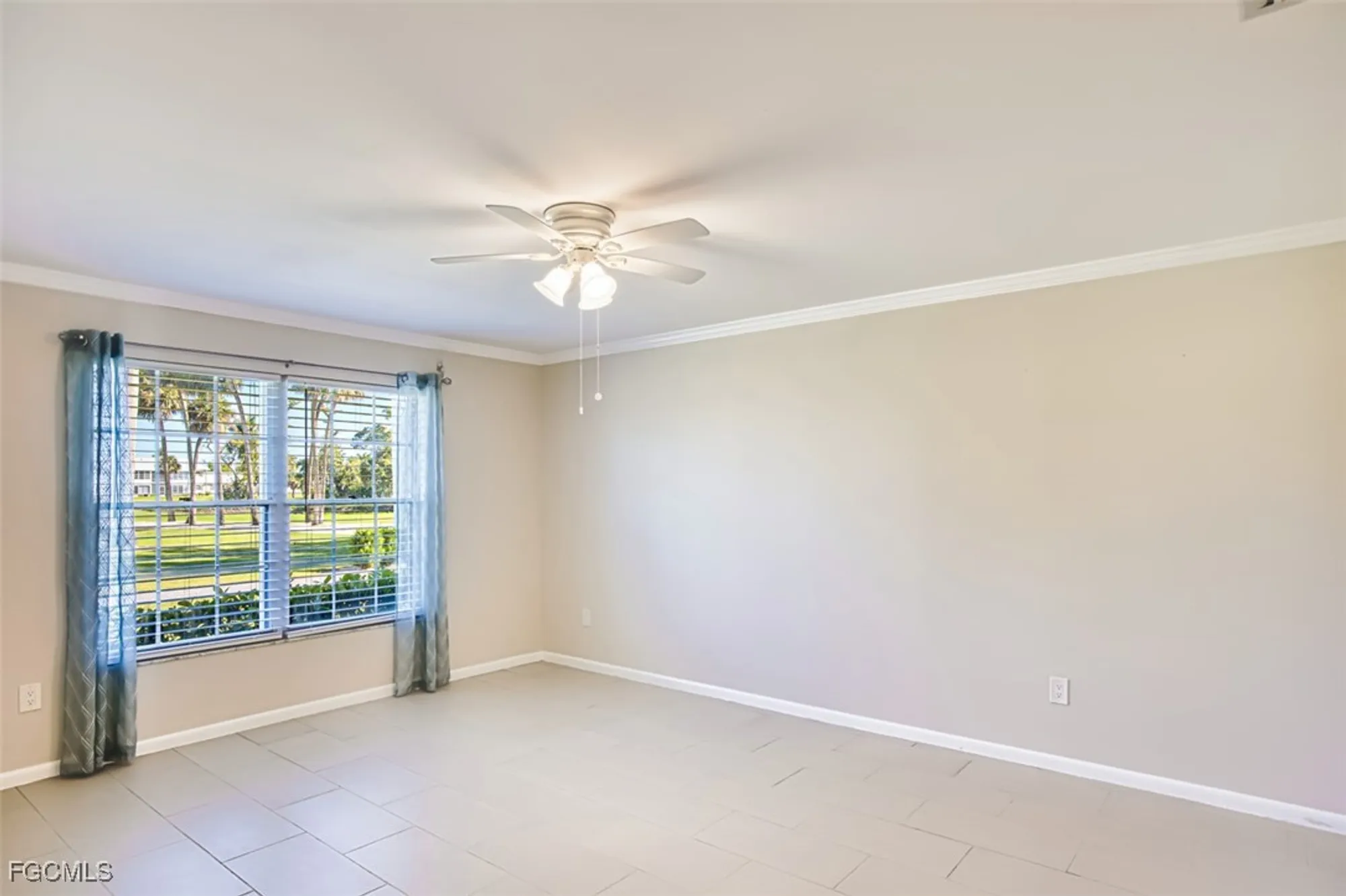 Property Slideshow image 28 of 50 | 1309 n brandywine cir, Fort Myers, FL, 33919