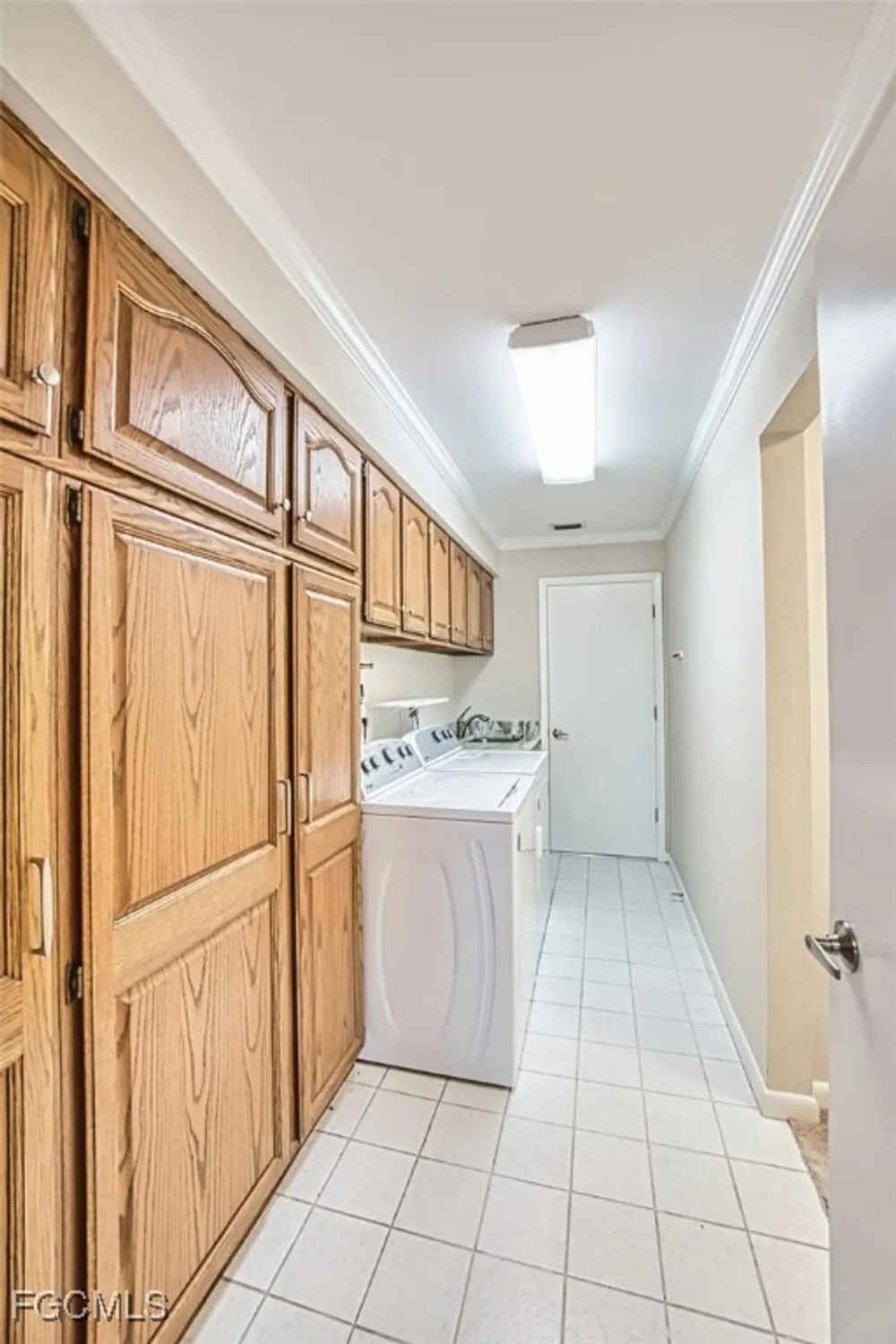 Property Slideshow image 38 of 50 | 1309 n brandywine cir, Fort Myers, FL, 33919