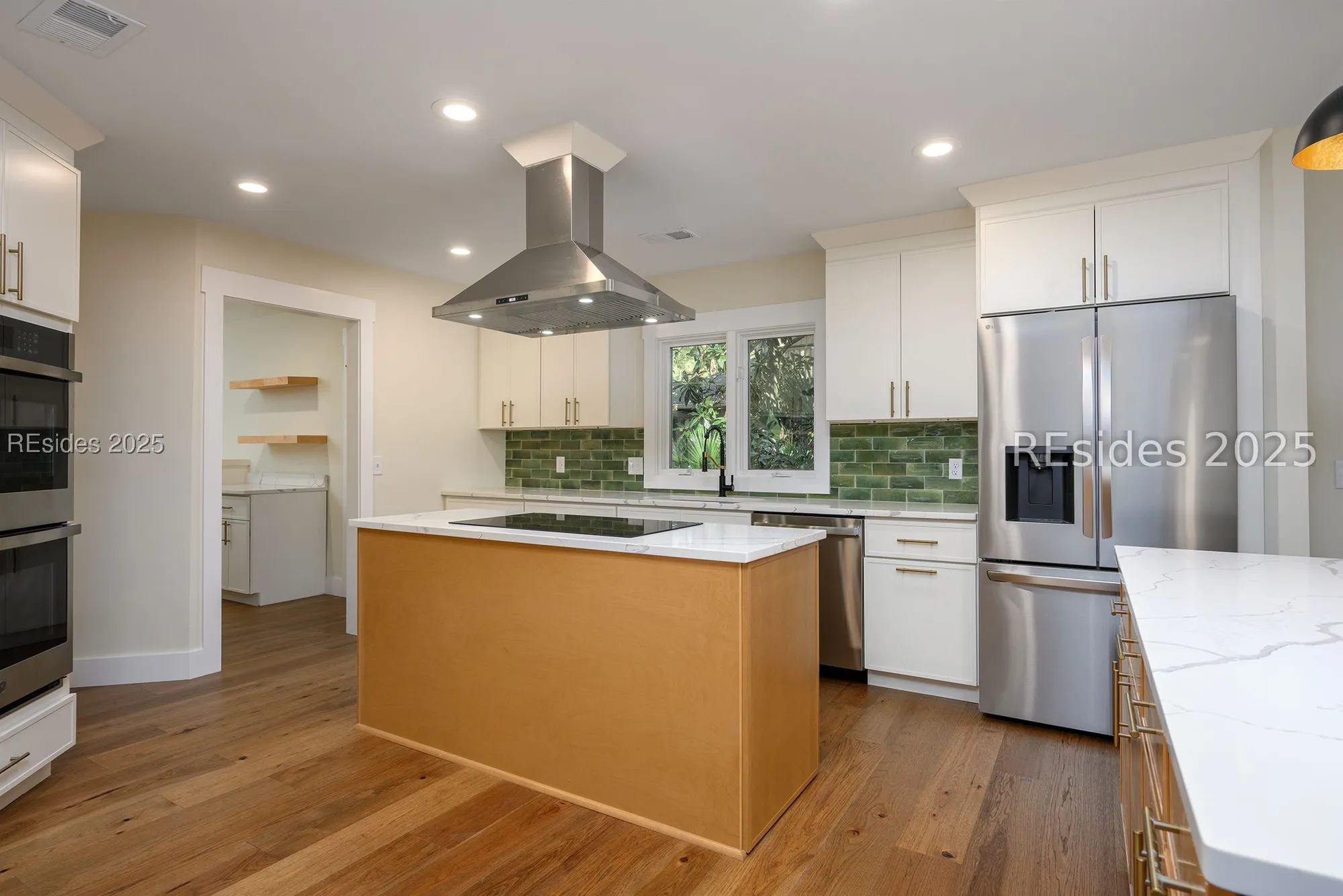 Property Slideshow image 16 of 37 | 7 whispering pines ct, Hilton Head Island, SC, 29926