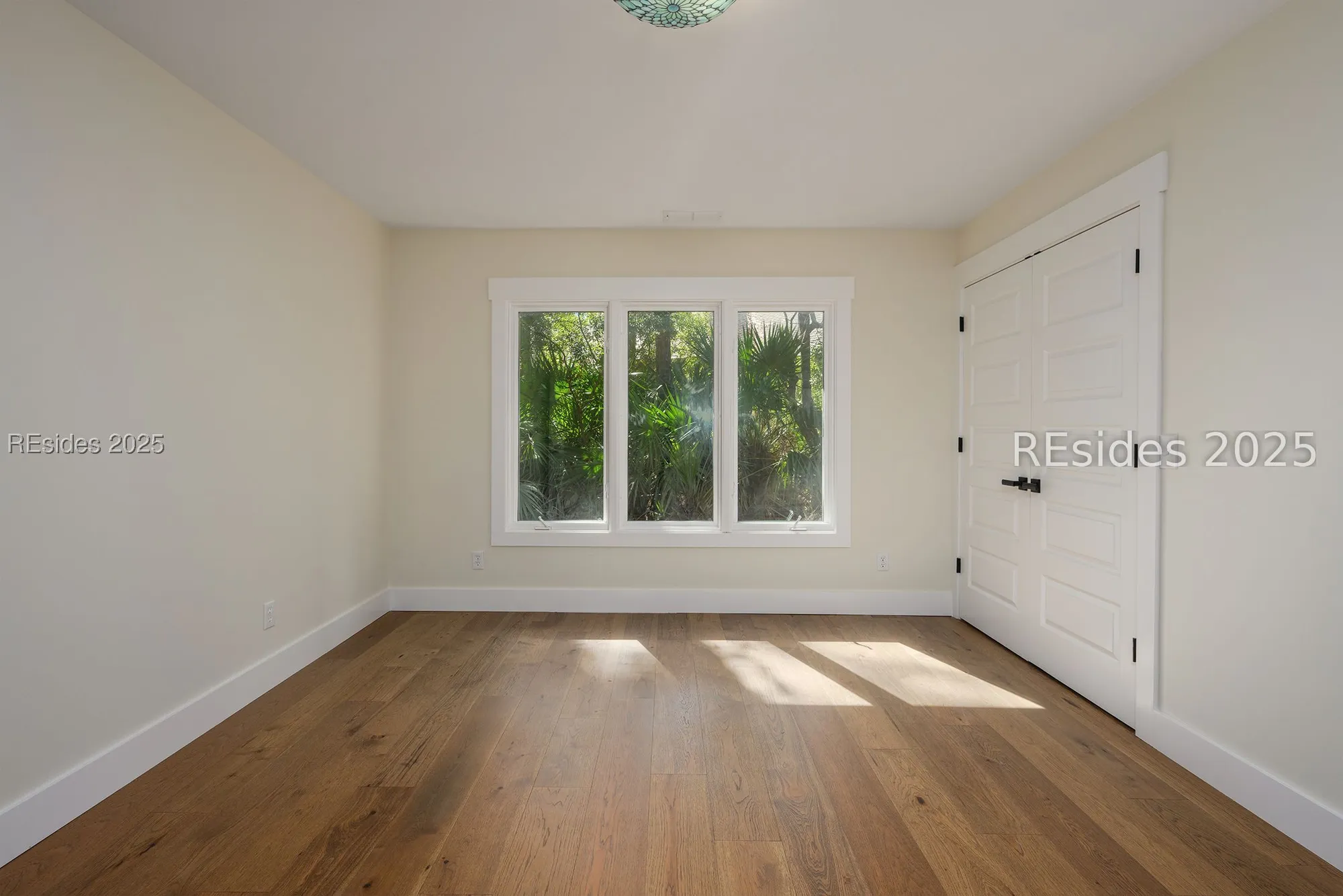 Property Slideshow image 26 of 37 | 7 whispering pines ct, Hilton Head Island, SC, 29926