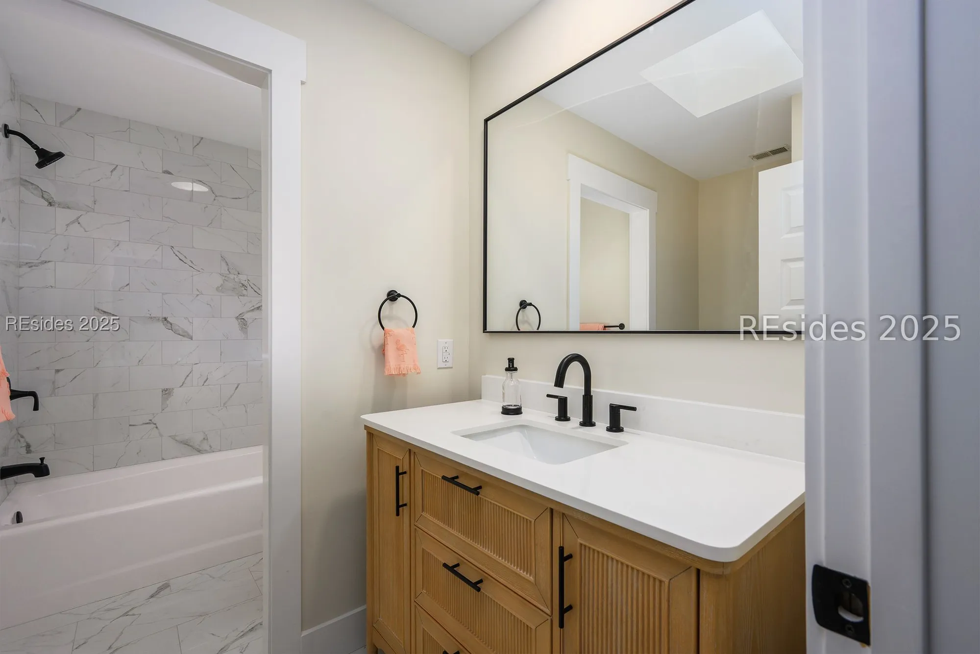 Property Slideshow image 23 of 37 | 7 whispering pines ct, Hilton Head Island, SC, 29926