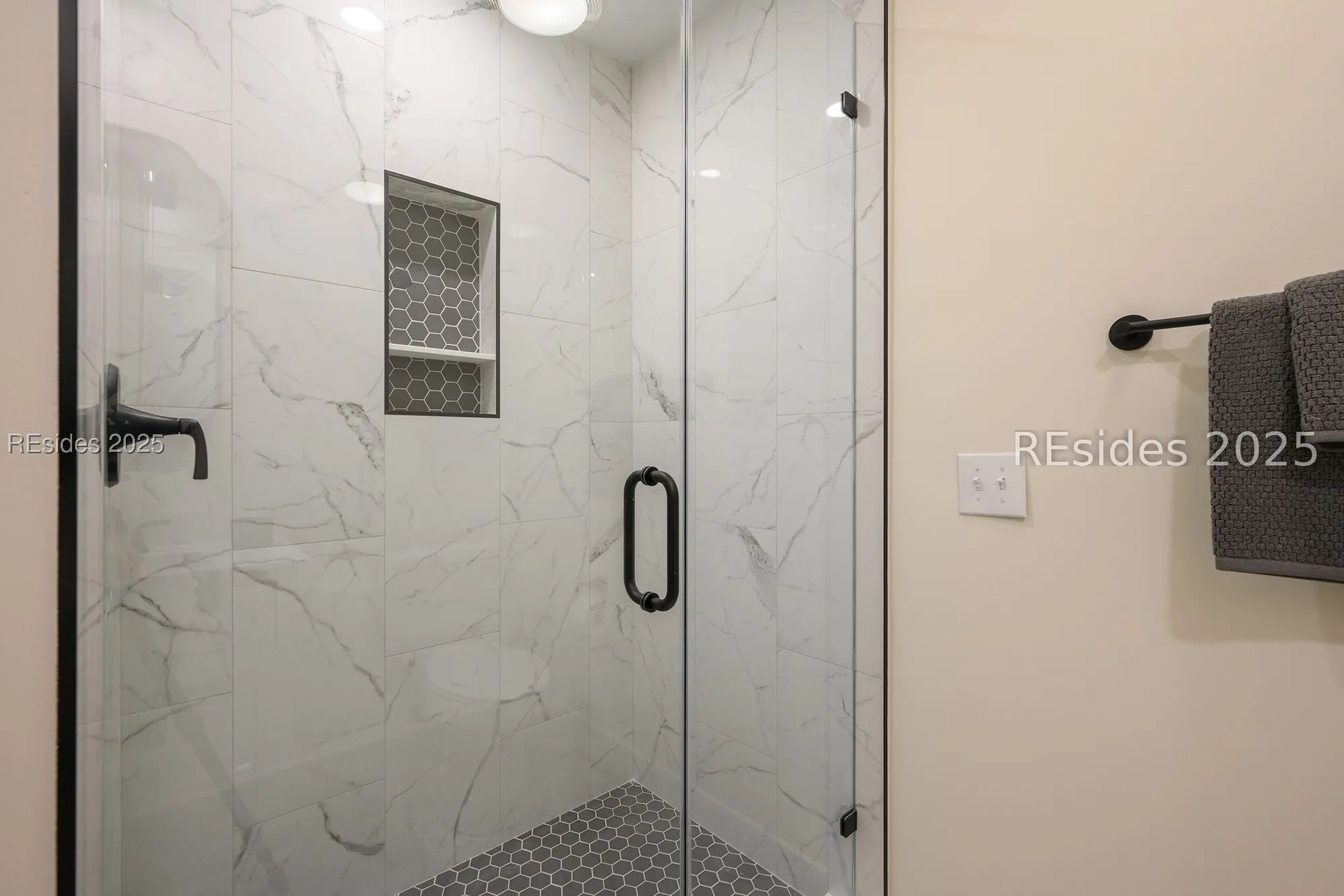 Property Slideshow image 34 of 37 | 7 whispering pines ct, Hilton Head Island, SC, 29926