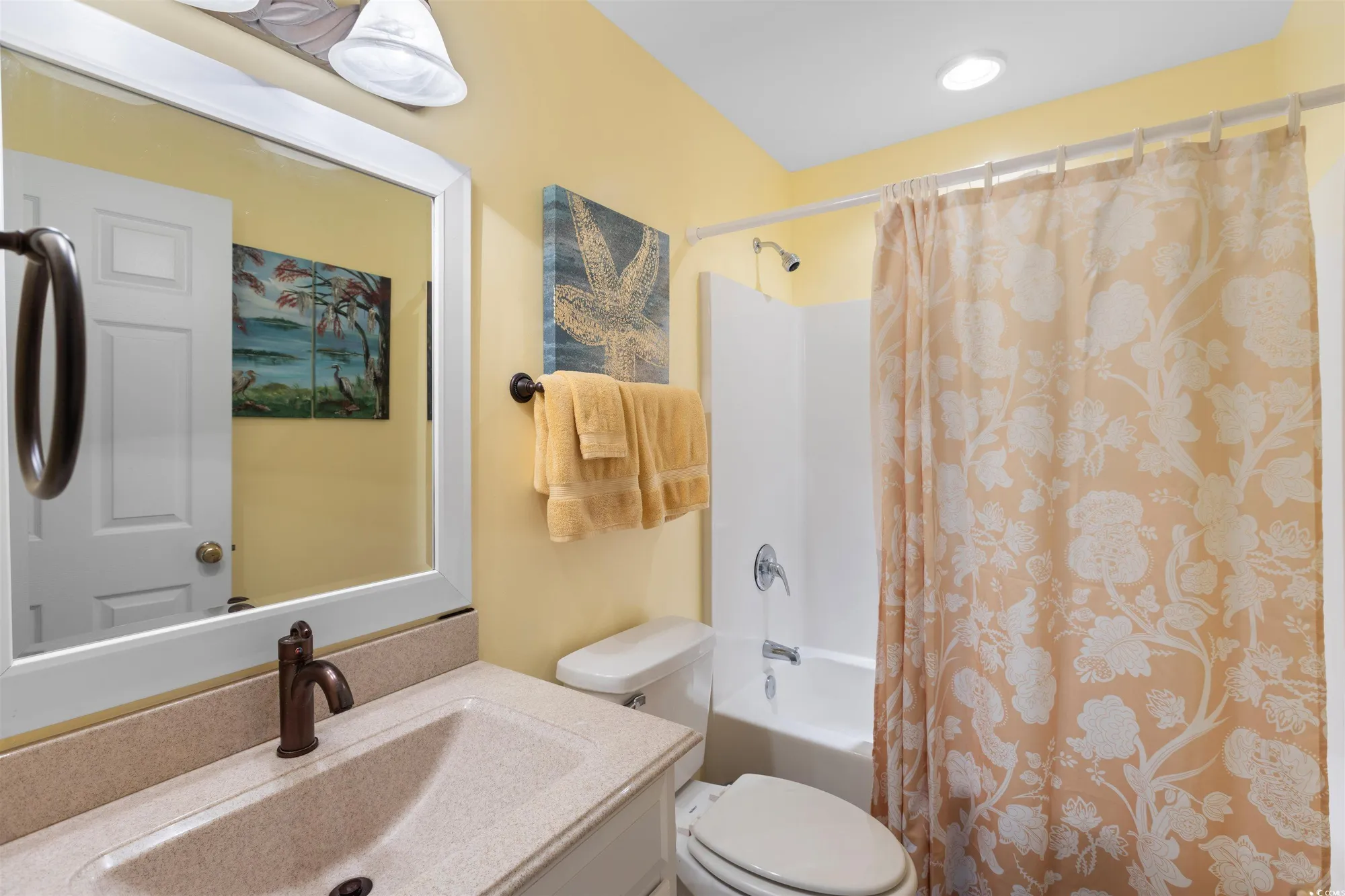Property Slideshow image 19 of 29 | 6713 wisteria dr, Myrtle Beach, SC, 29588