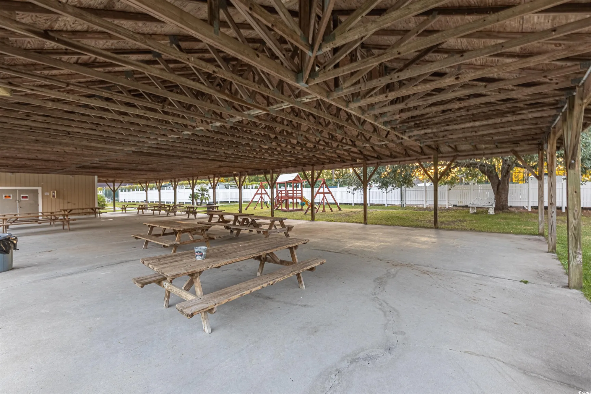 Property Slideshow image 26 of 29 | 6713 wisteria dr, Myrtle Beach, SC, 29588