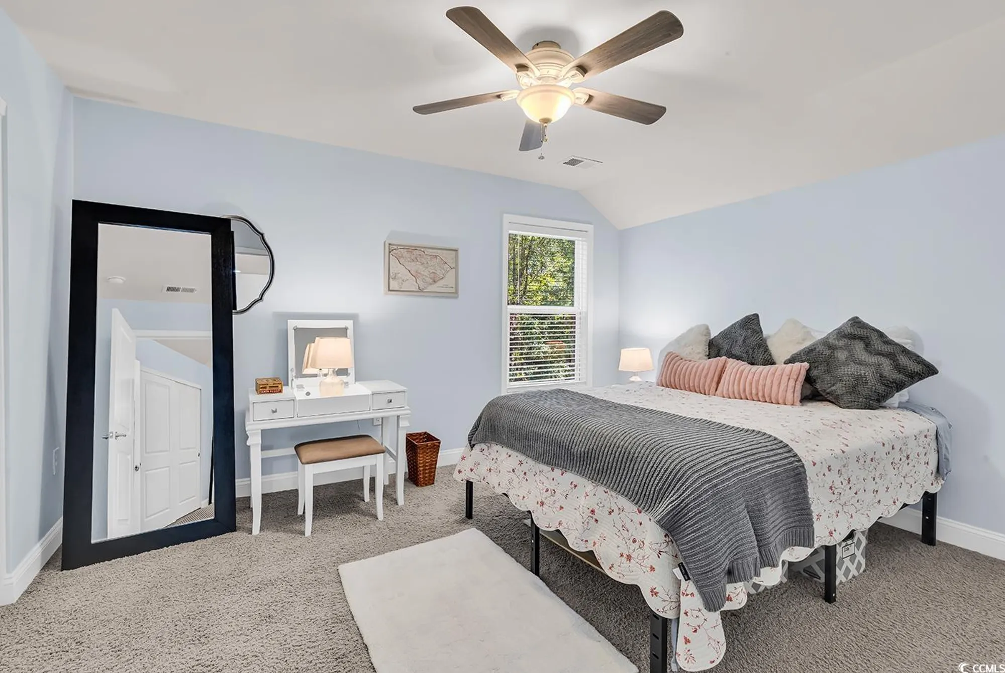 Property Slideshow image 10 of 40 | 2408 craven dr, Myrtle Beach, SC, 29579