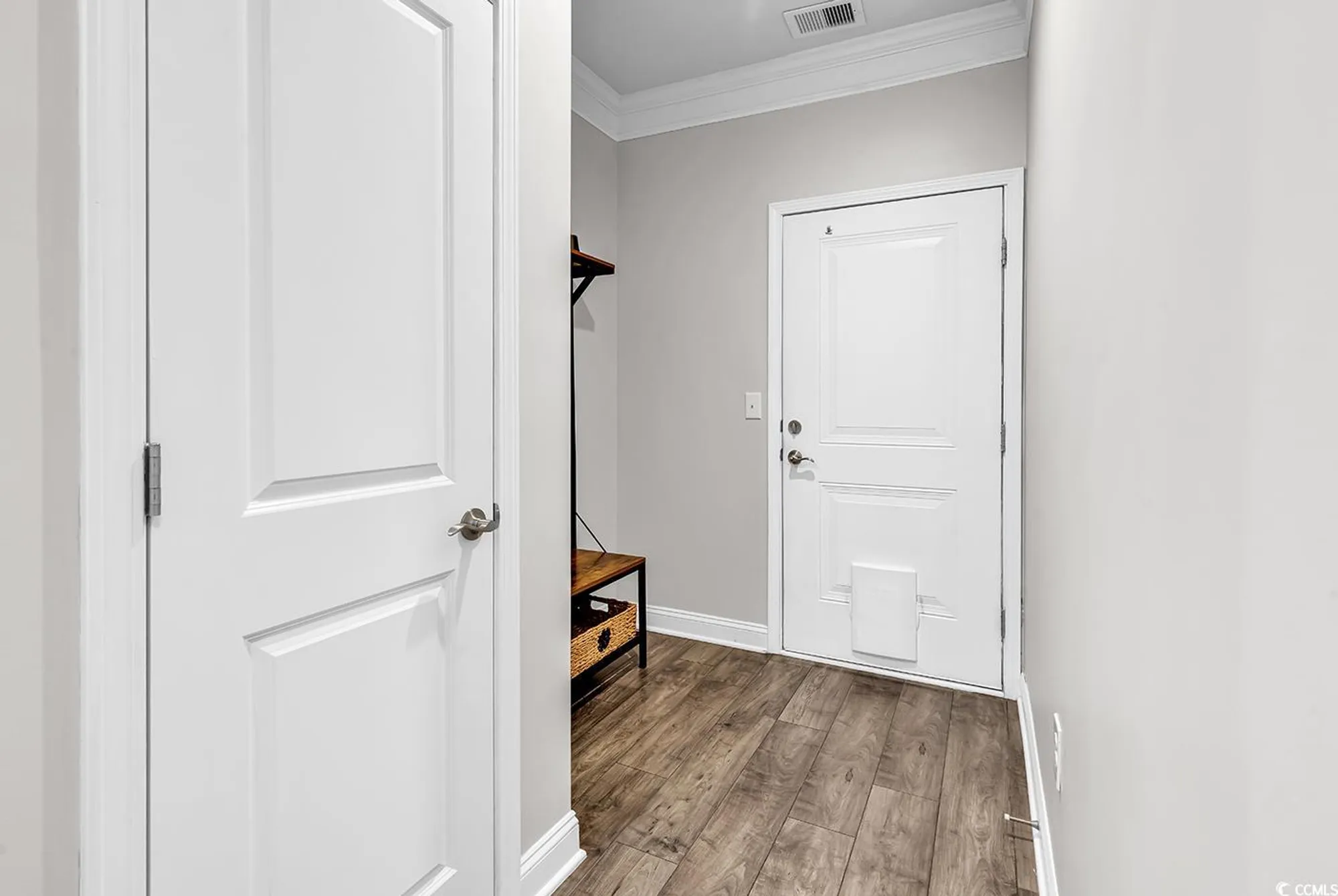 Property Slideshow image 4 of 40 | 2408 craven dr, Myrtle Beach, SC, 29579