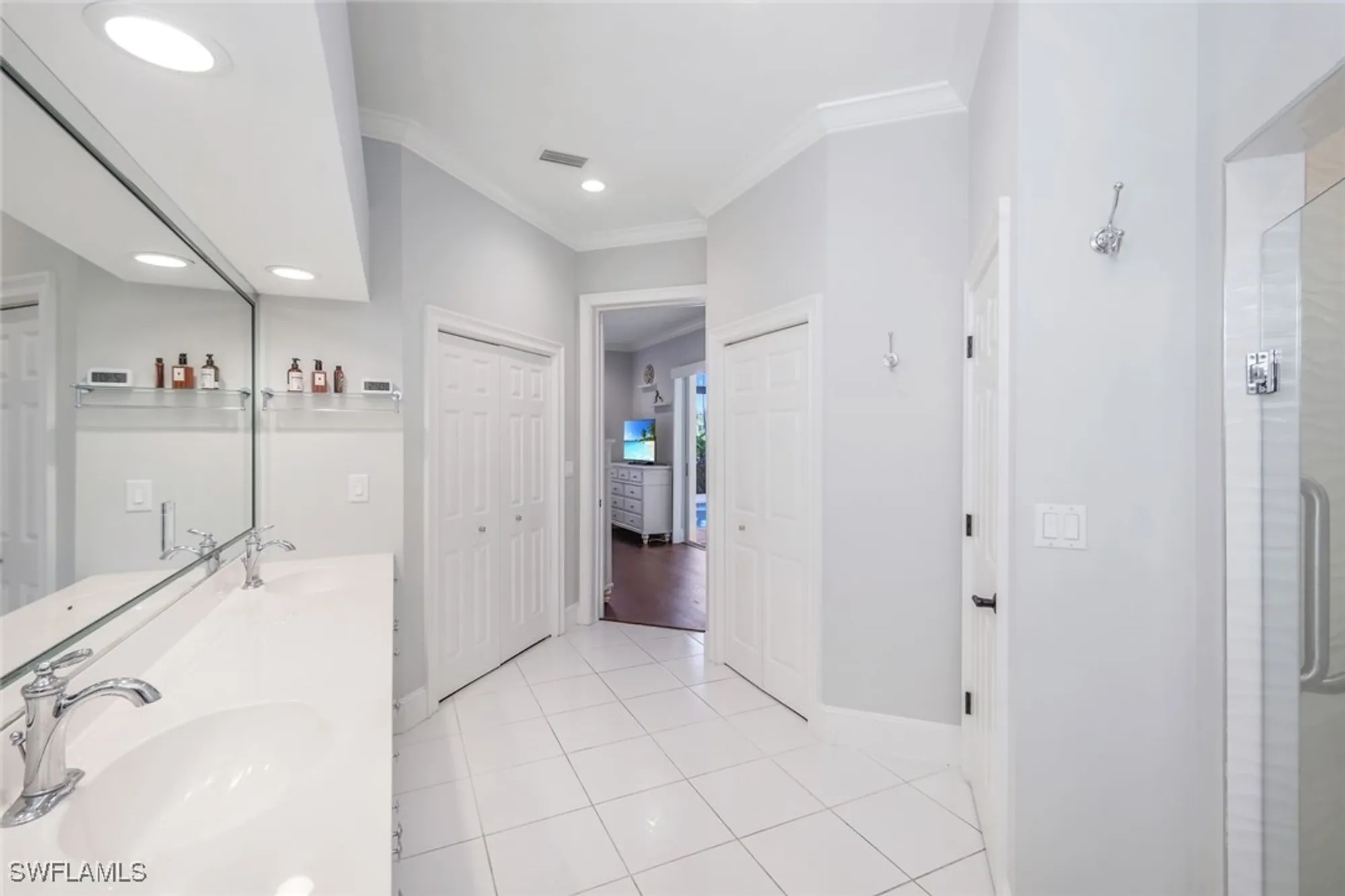 Property Slideshow image 15 of 29 | 915 fountain run, Naples, FL, 34119