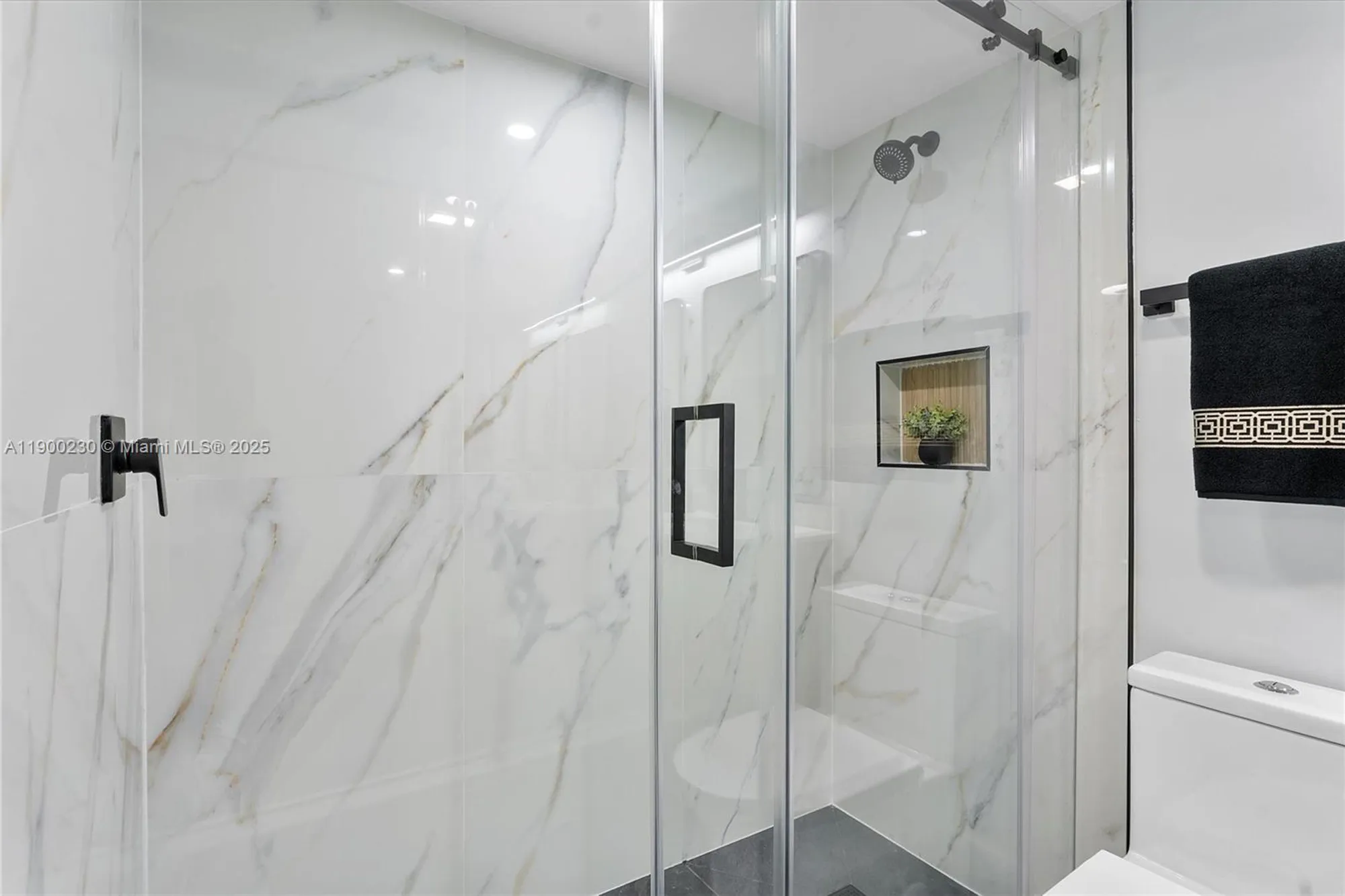 Property Slideshow image 10 of 34 | 2004 granada dr h1, Coconut Creek, FL, 33066