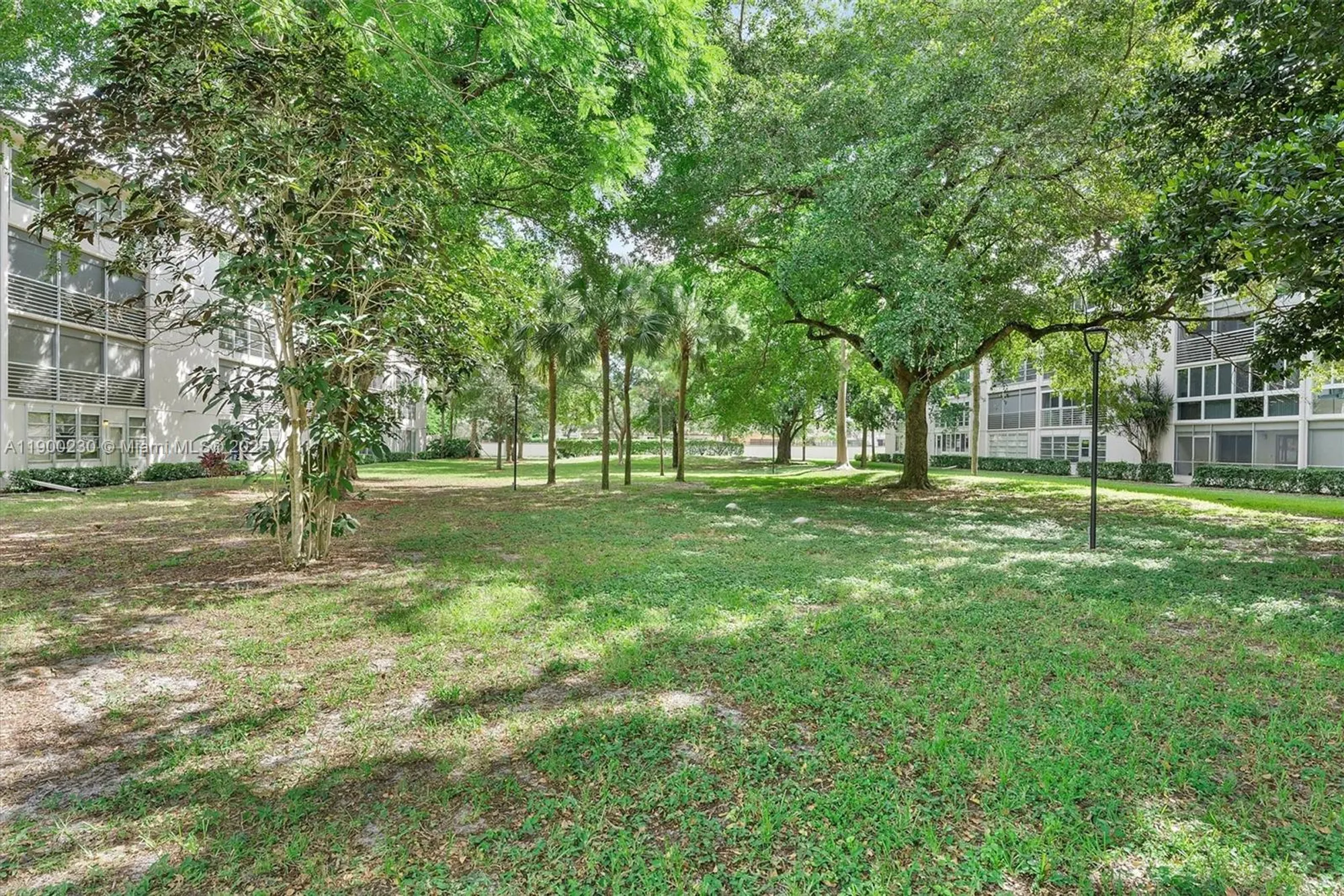 Property Slideshow image 20 of 34 | 2004 granada dr h1, Coconut Creek, FL, 33066