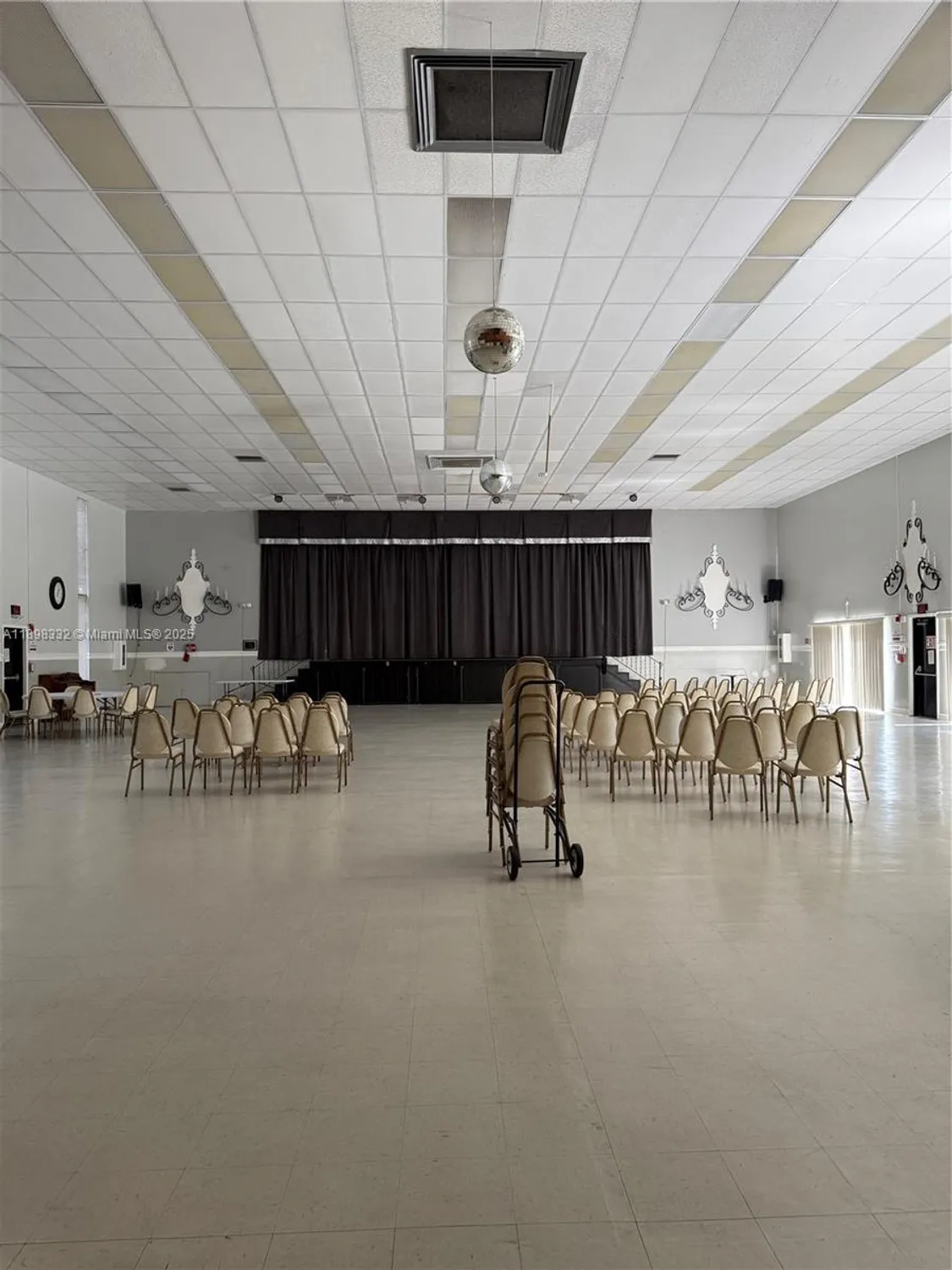 Property Slideshow image 38 of 44 | 4750 nw 22nd ct apt 211, Lauderhill, FL, 33313