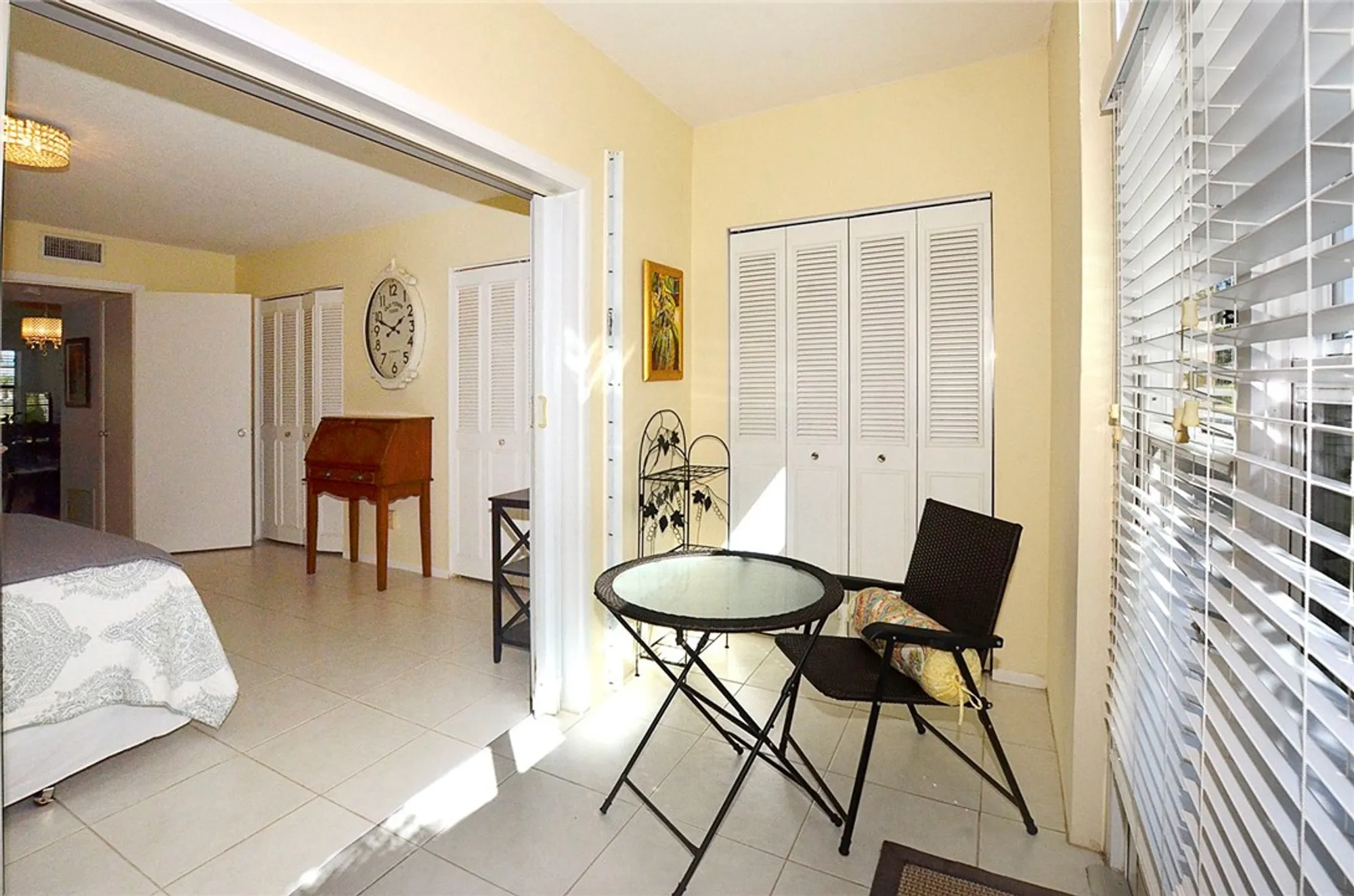 Property Slideshow image 14 of 35 | 11 vista gardens trl apt 104, Vero Beach, FL, 32962
