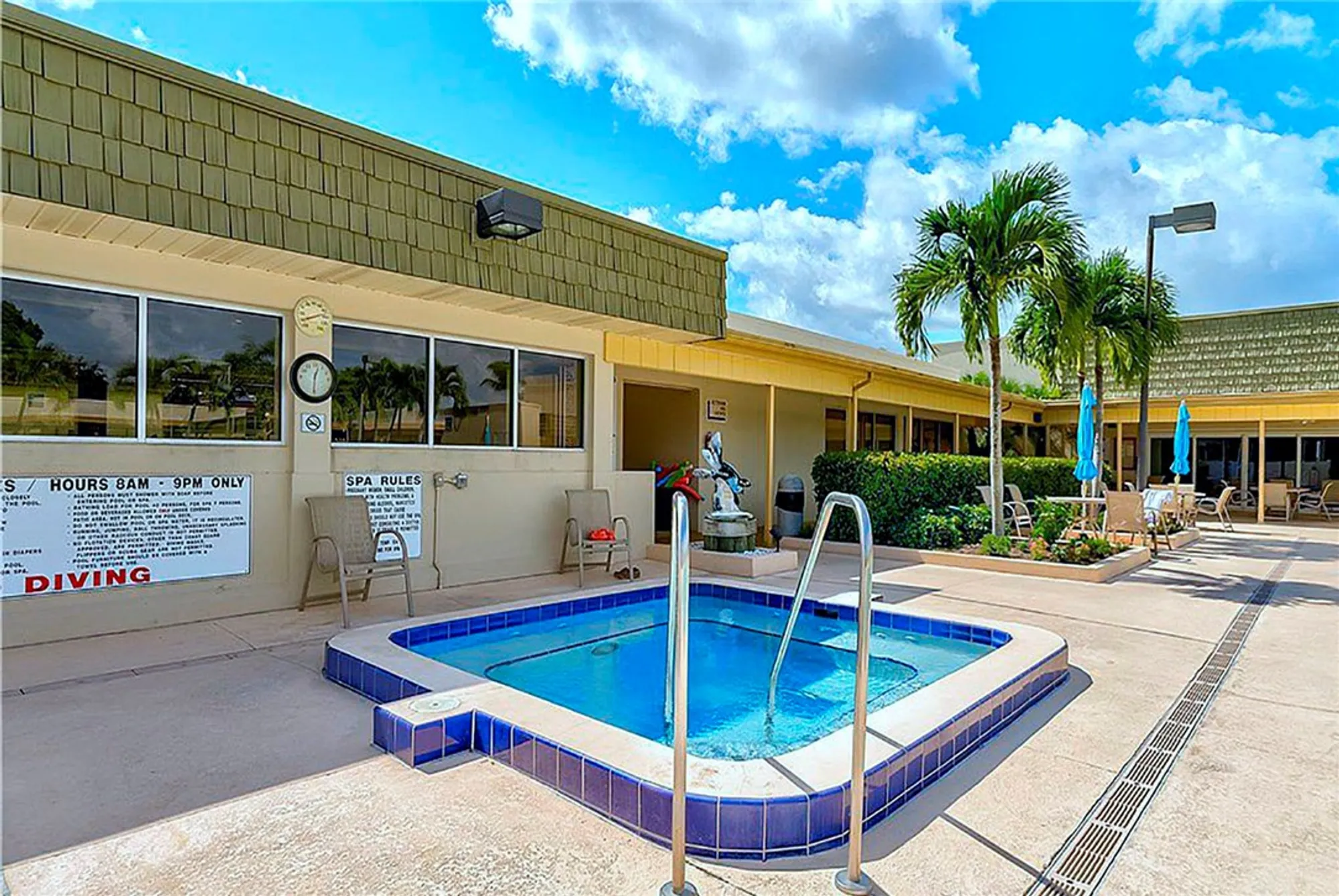 Property Slideshow image 19 of 35 | 11 vista gardens trl apt 104, Vero Beach, FL, 32962