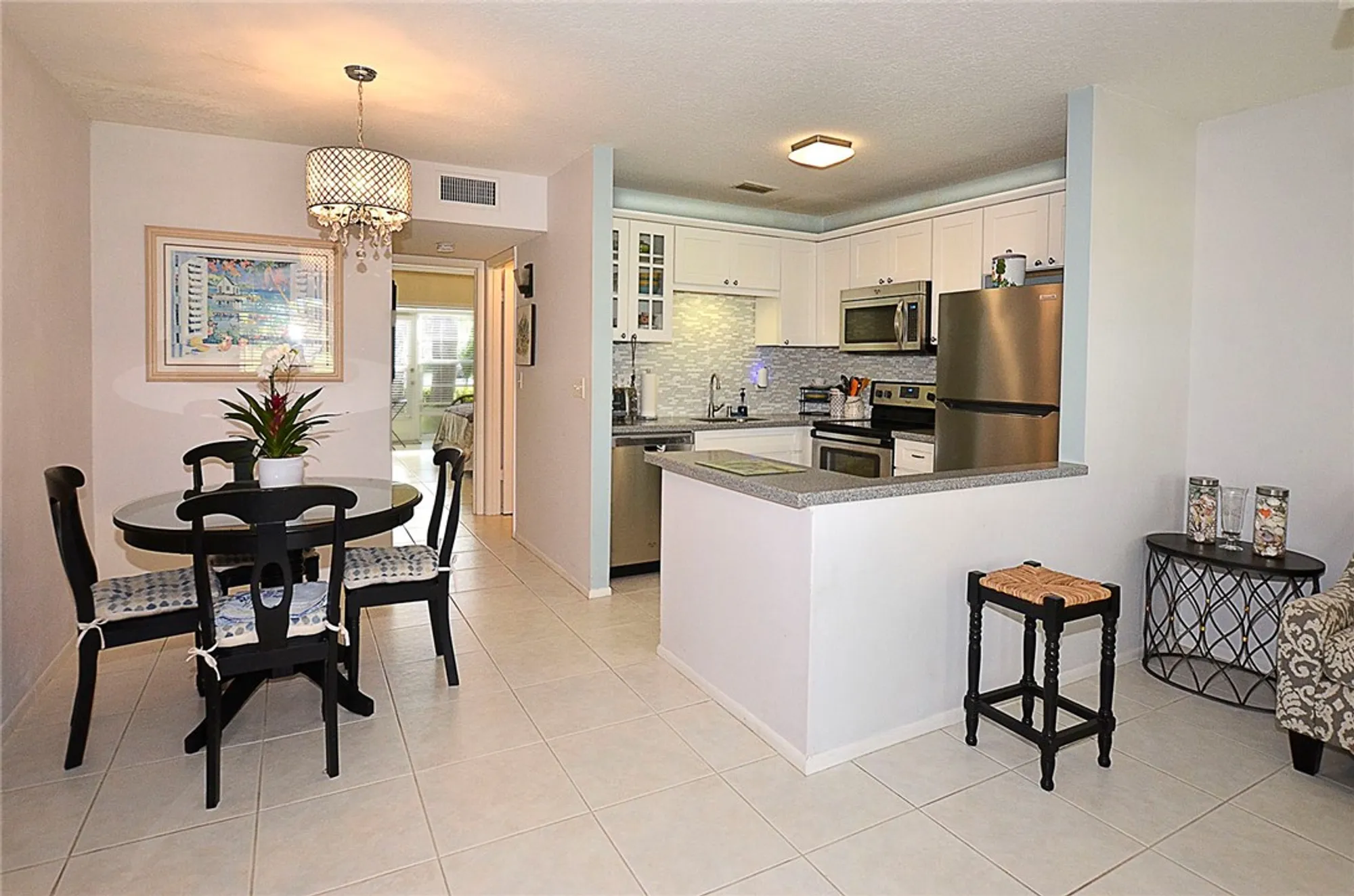 Property Slideshow image 8 of 35 | 11 vista gardens trl apt 104, Vero Beach, FL, 32962
