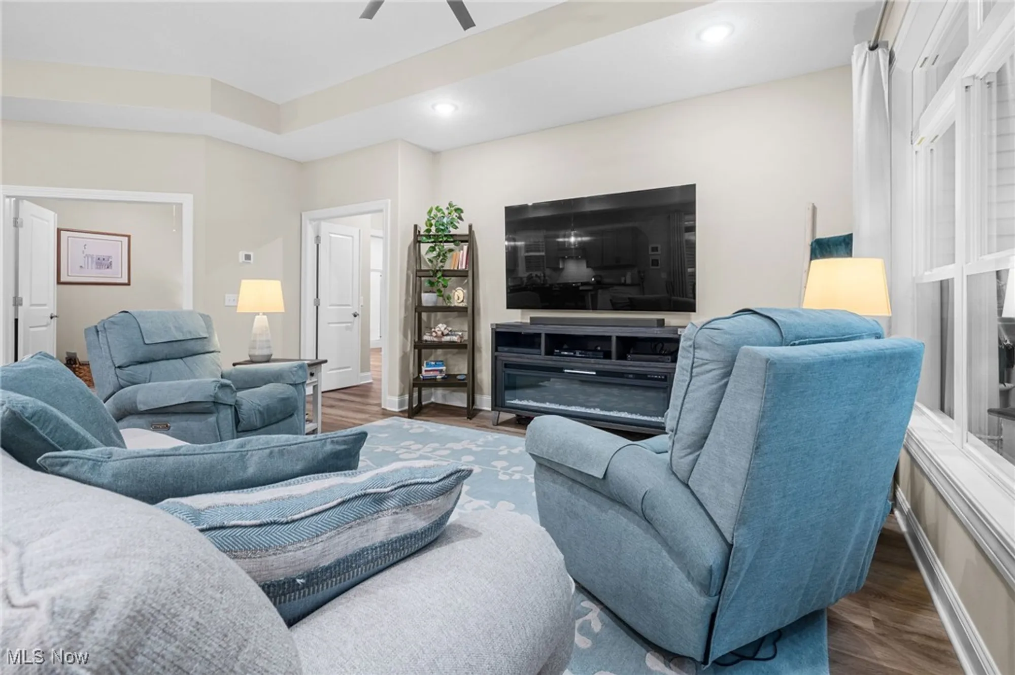 Property Slideshow image 16 of 50 | 2080 hawthorn ct, North Canton, OH, 44720