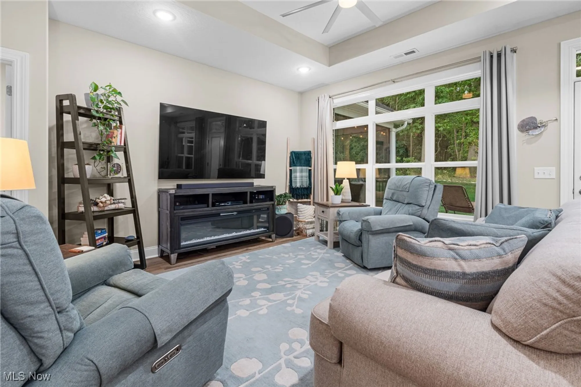 Property Slideshow image 17 of 50 | 2080 hawthorn ct, North Canton, OH, 44720