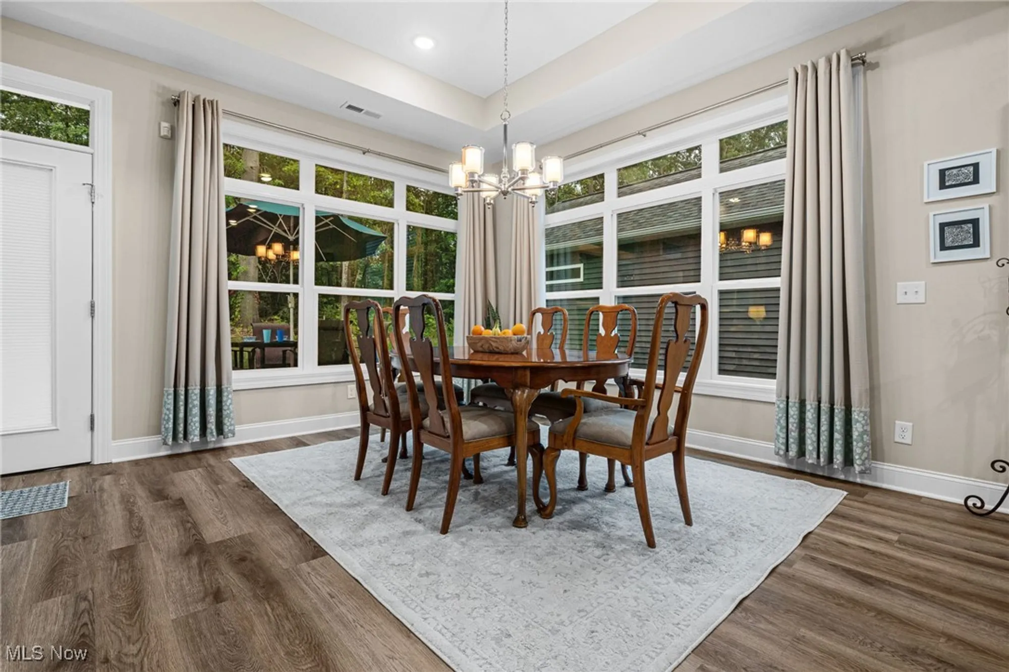 Property Slideshow image 13 of 50 | 2080 hawthorn ct, North Canton, OH, 44720