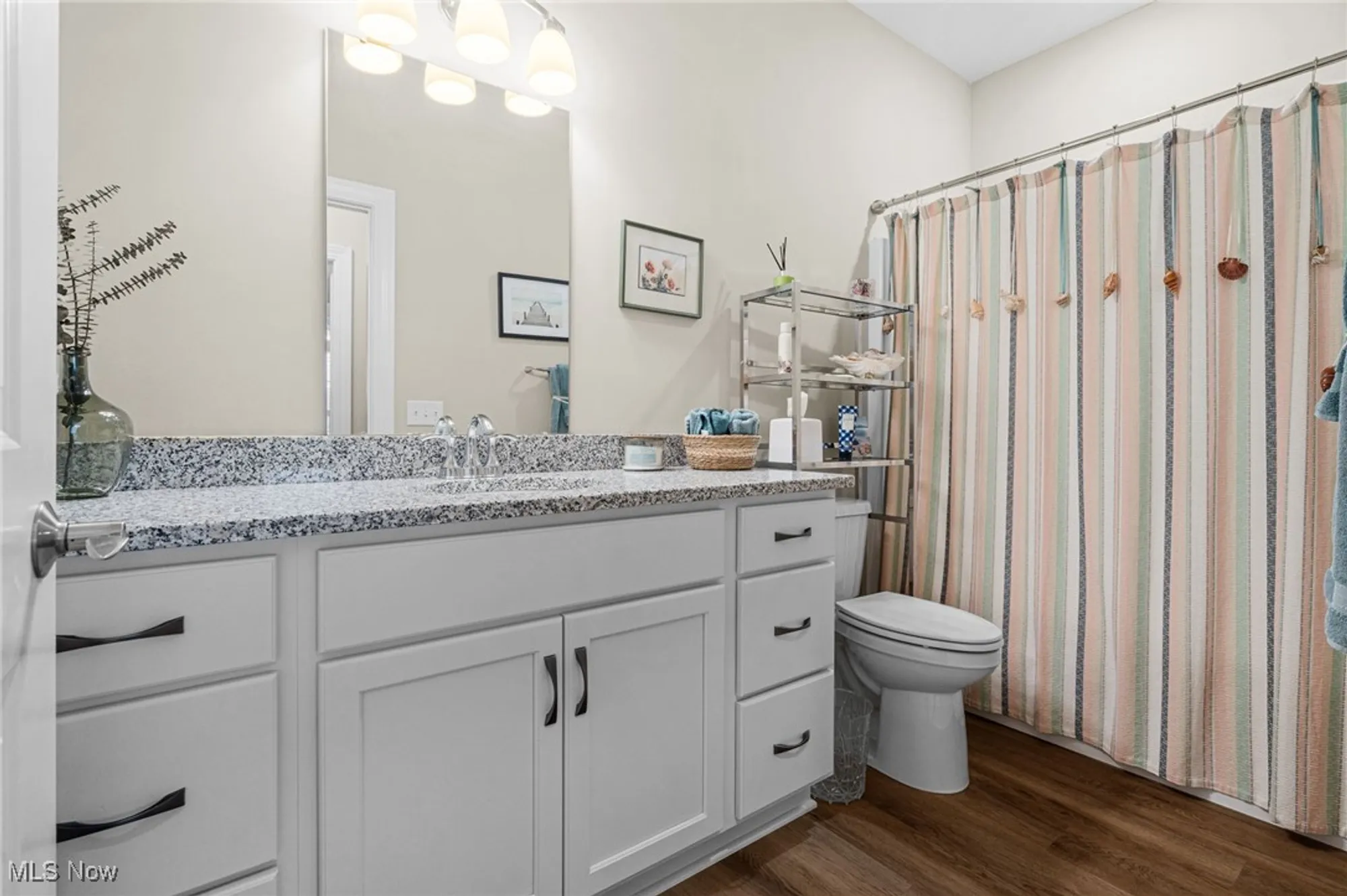 Property Slideshow image 21 of 50 | 2080 hawthorn ct, North Canton, OH, 44720