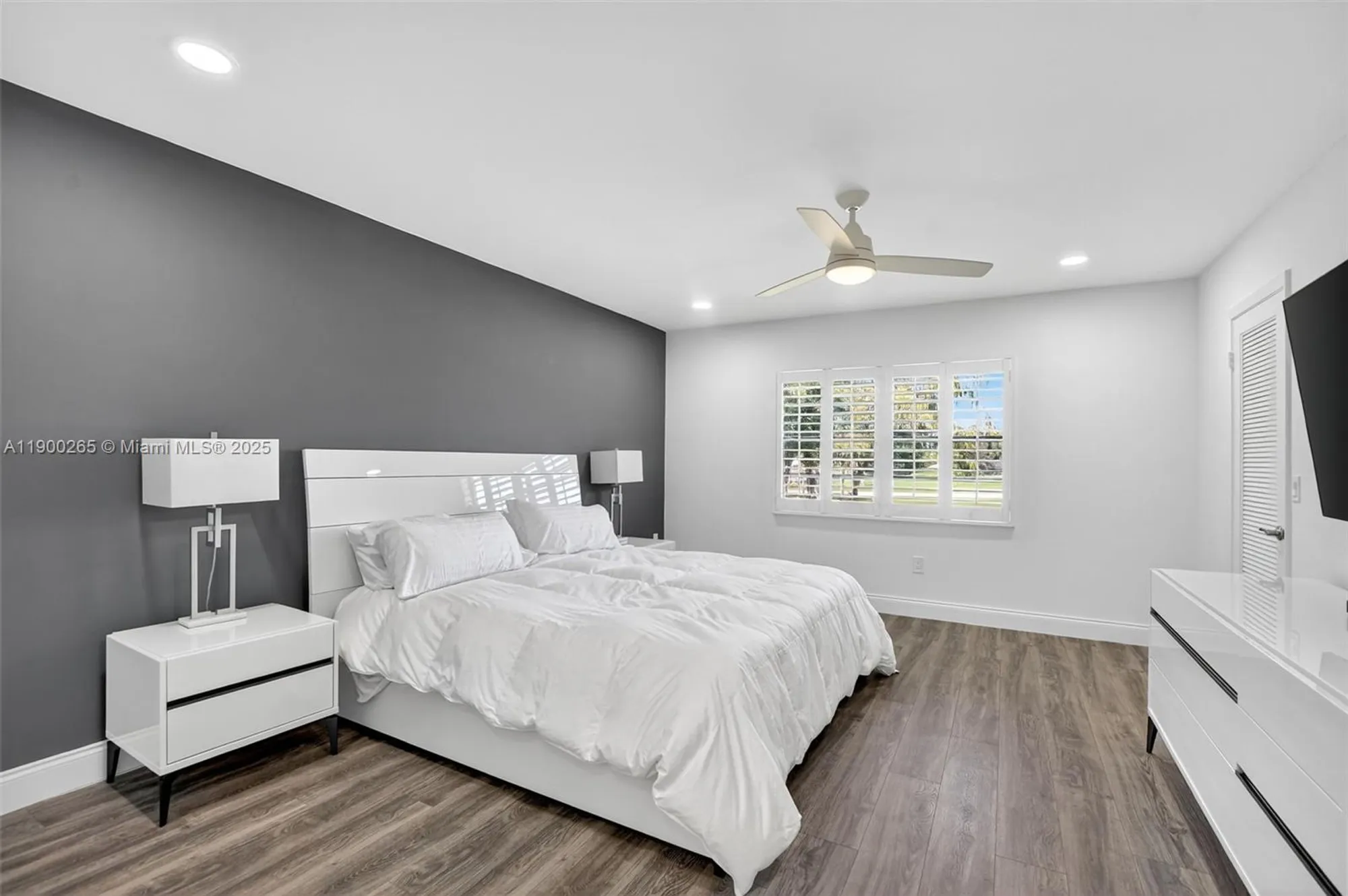 Property Slideshow image 16 of 55 | 21860 arriba real apt 4d, Boca Raton, FL, 33433