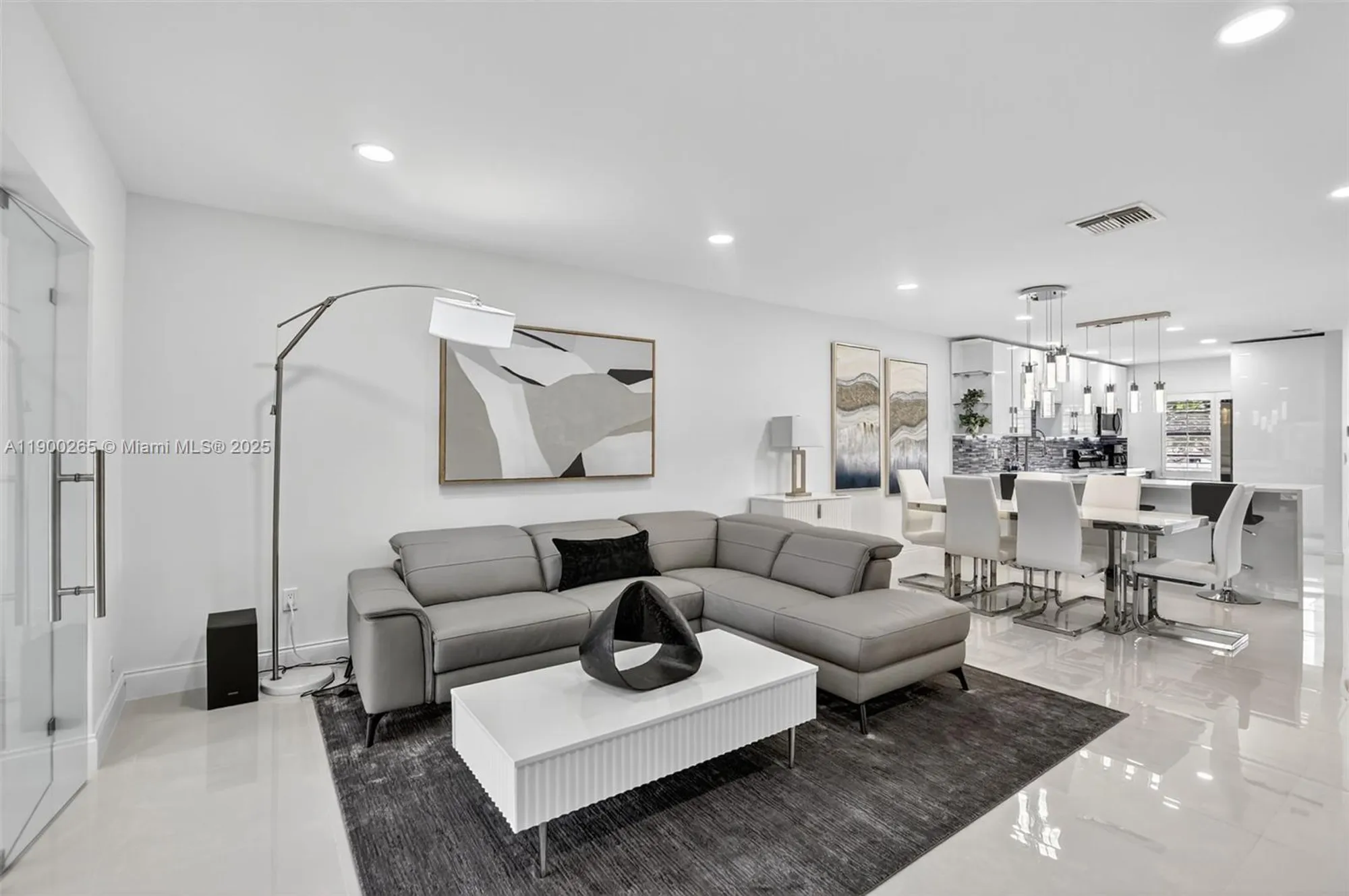 Property Slideshow image 13 of 55 | 21860 arriba real apt 4d, Boca Raton, FL, 33433