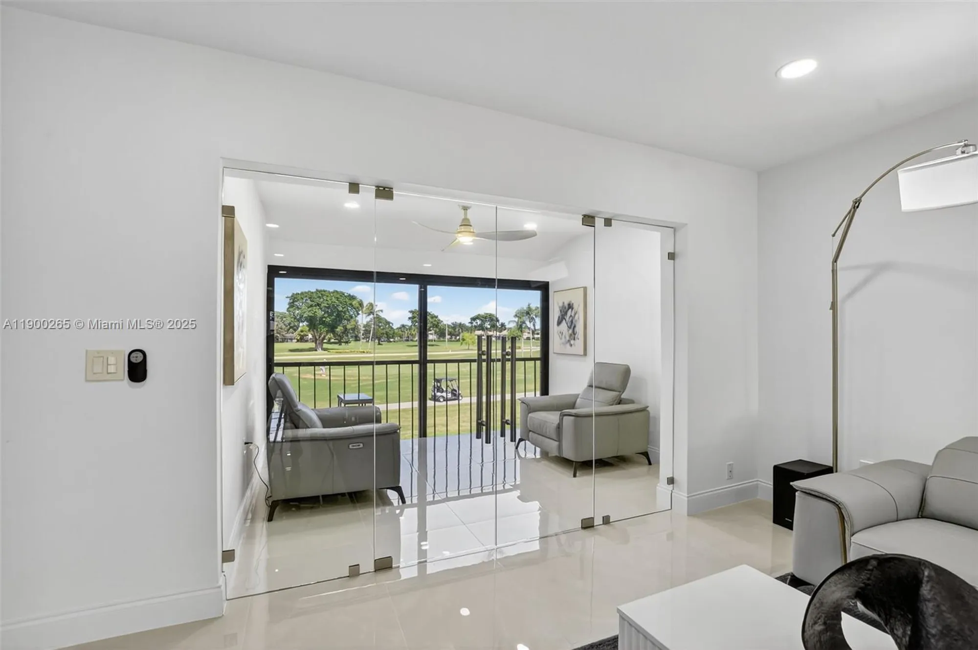 Property Slideshow image 27 of 55 | 21860 arriba real apt 4d, Boca Raton, FL, 33433