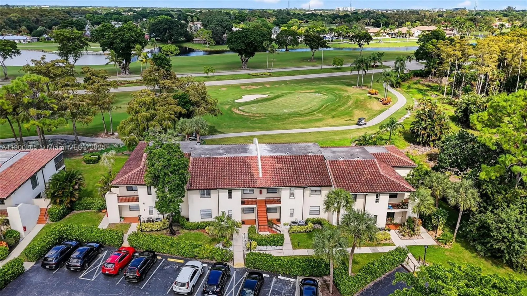 Property Slideshow image 32 of 55 | 21860 arriba real apt 4d, Boca Raton, FL, 33433