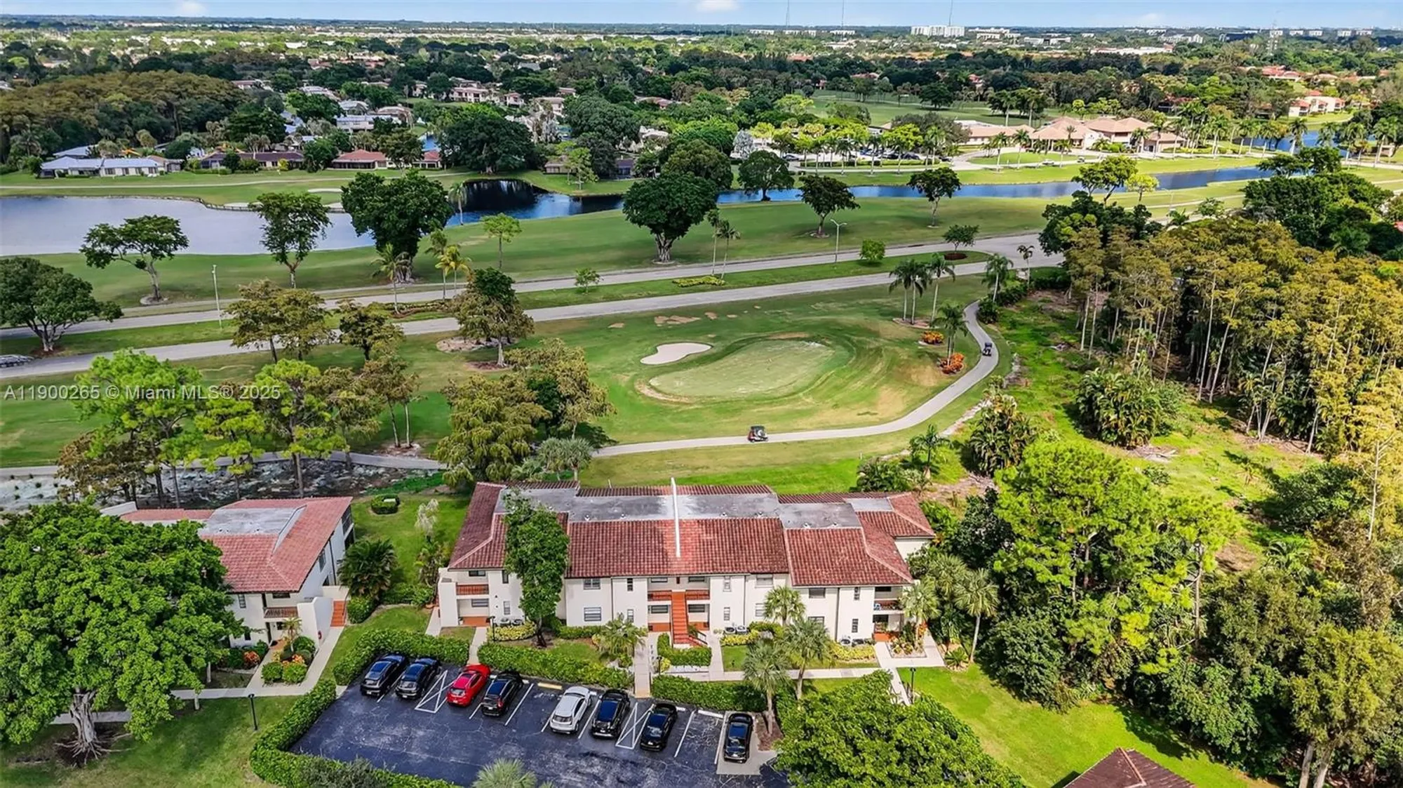 Property Slideshow image 33 of 55 | 21860 arriba real apt 4d, Boca Raton, FL, 33433