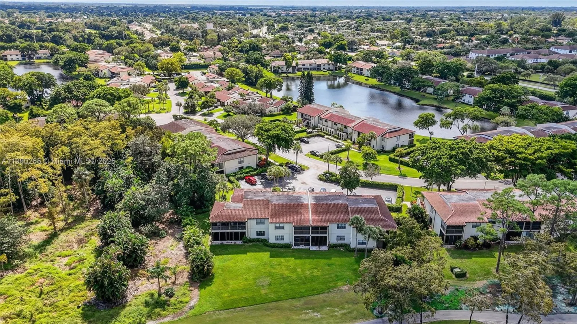 Property Slideshow image 40 of 55 | 21860 arriba real apt 4d, Boca Raton, FL, 33433