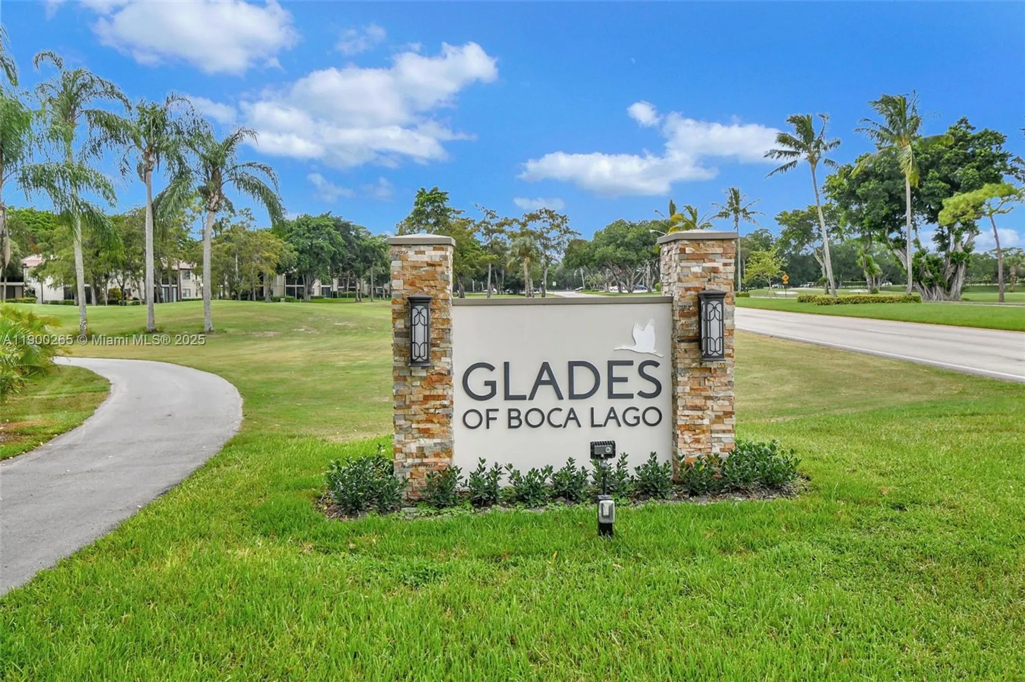 Property Slideshow image 43 of 55 | 21860 arriba real apt 4d, Boca Raton, FL, 33433