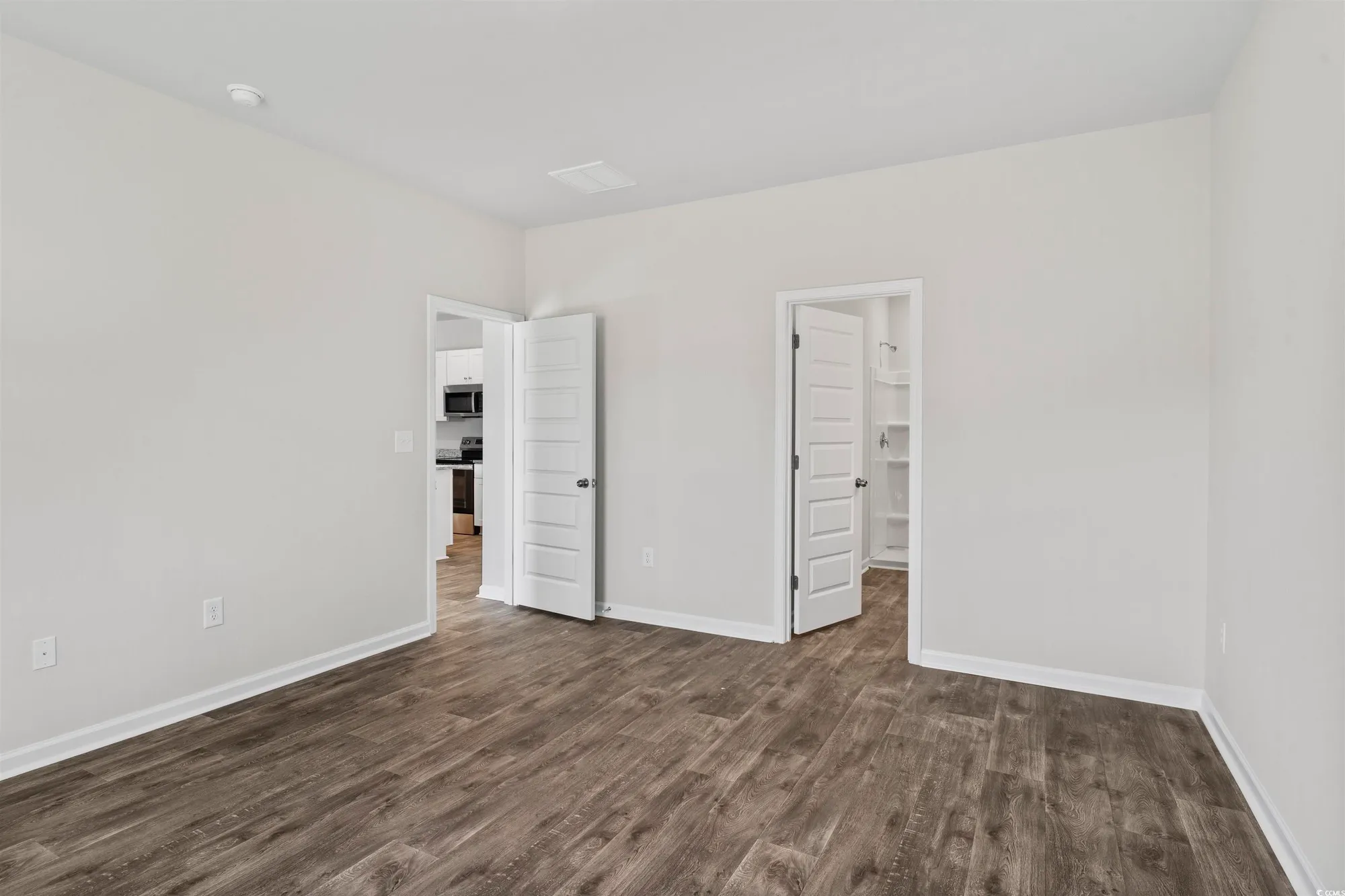 Property Slideshow image 4 of 19 | 305 horsetail ct, Little River, SC, 29566