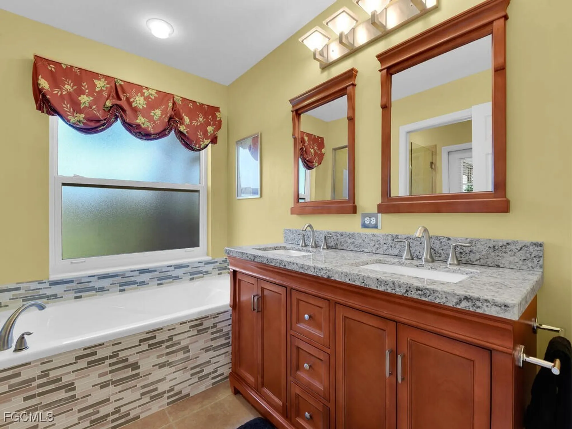 Property Slideshow image 22 of 50 | 9216 independence way, Fort Myers, FL, 33913