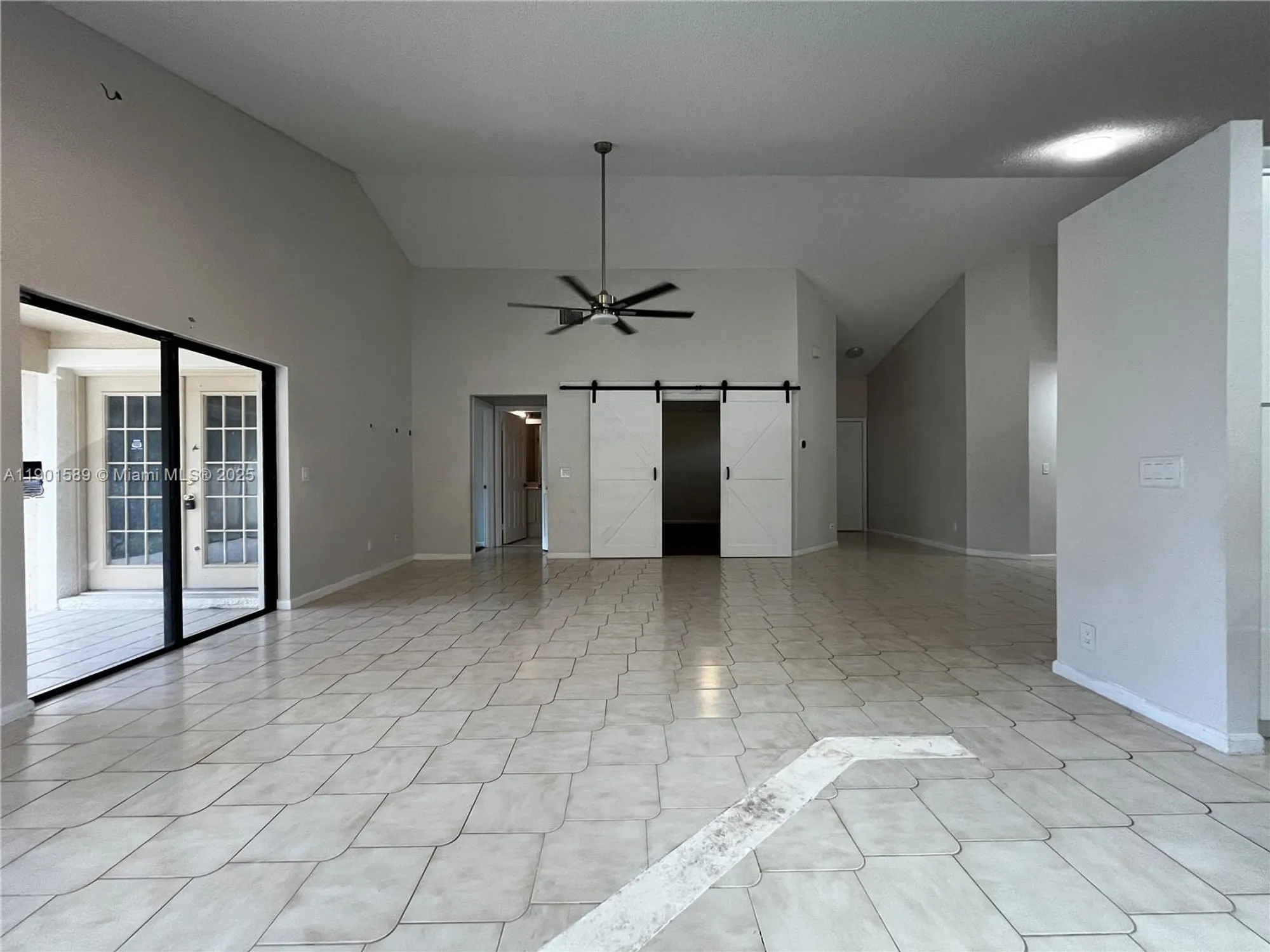 Property Slideshow image 14 of 30 | 8079 popash ct, Boynton Beach, FL, 33472