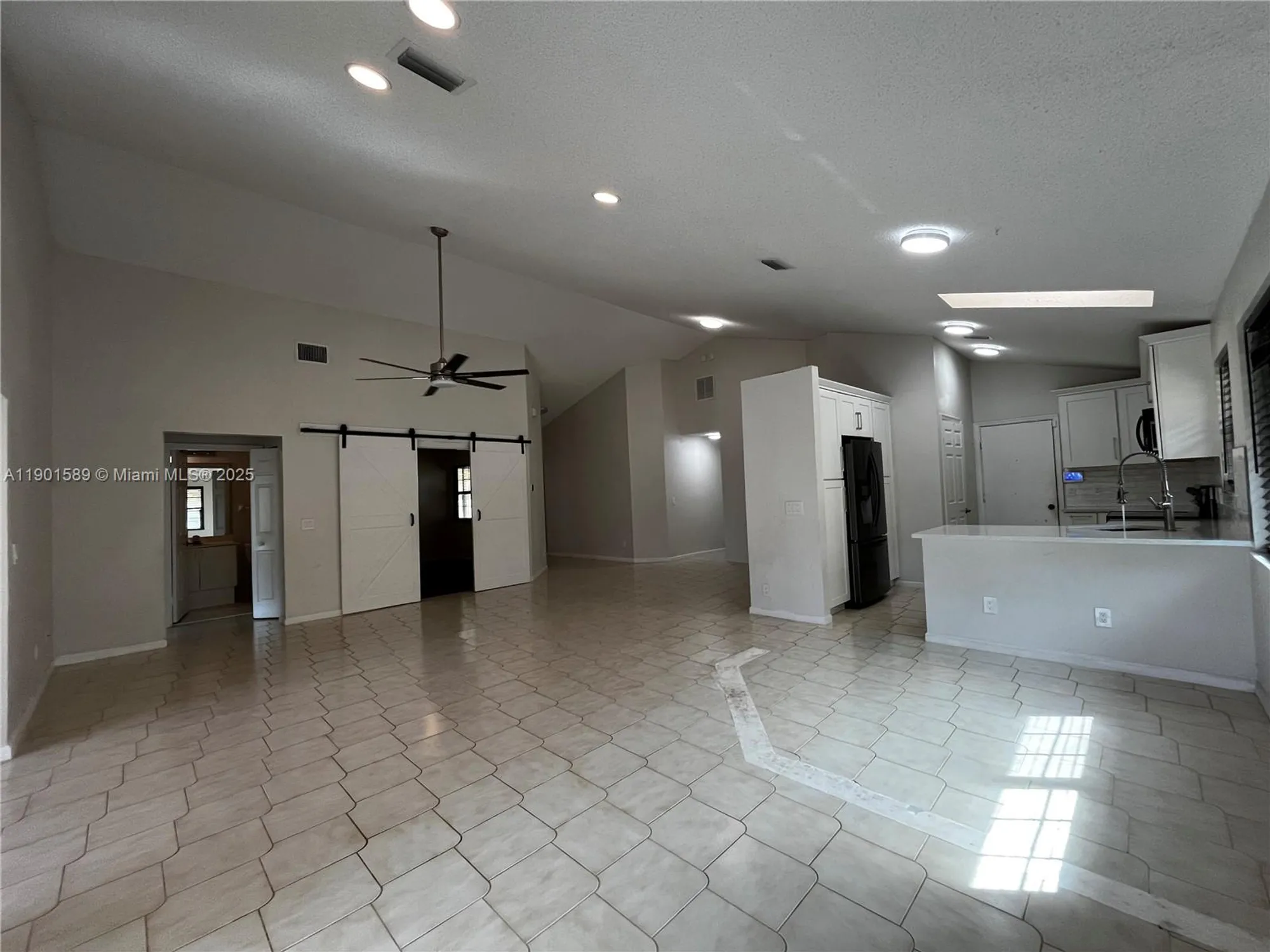 Property Slideshow image 16 of 30 | 8079 popash ct, Boynton Beach, FL, 33472