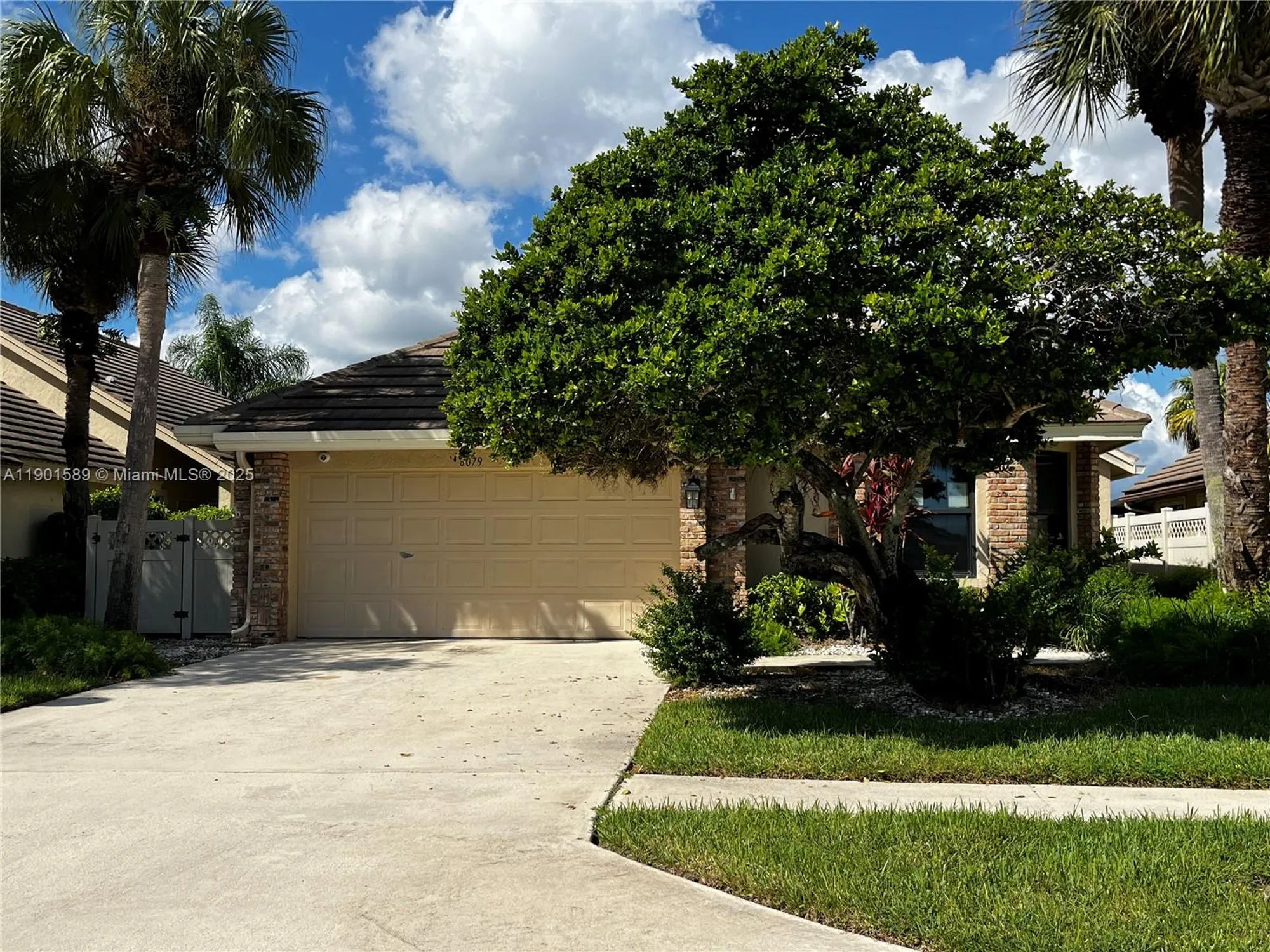 Property Slideshow image 1 of 30 | 8079 popash ct, Boynton Beach, FL, 33472
