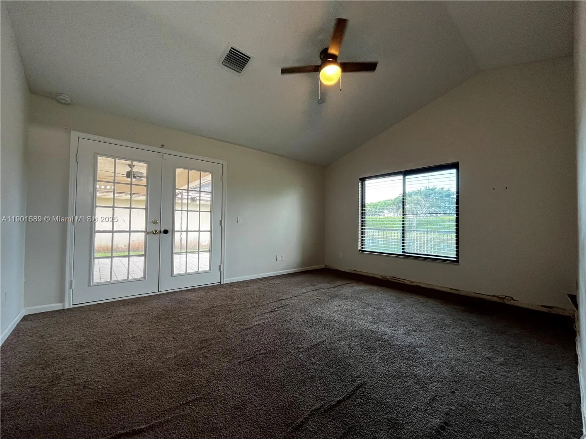 Property Slideshow image 10 of 30 | 8079 popash ct, Boynton Beach, FL, 33472