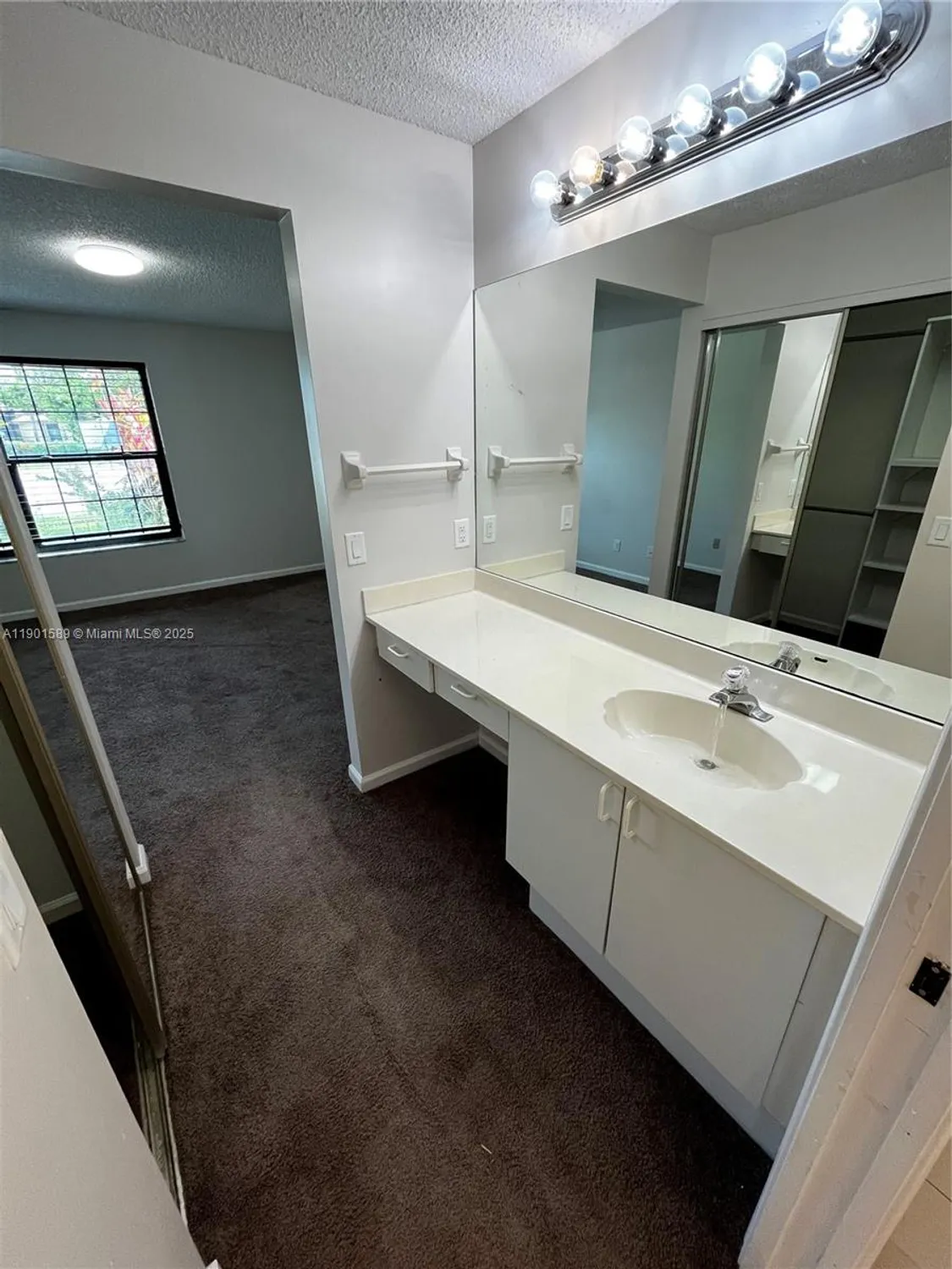 Property Slideshow image 24 of 30 | 8079 popash ct, Boynton Beach, FL, 33472