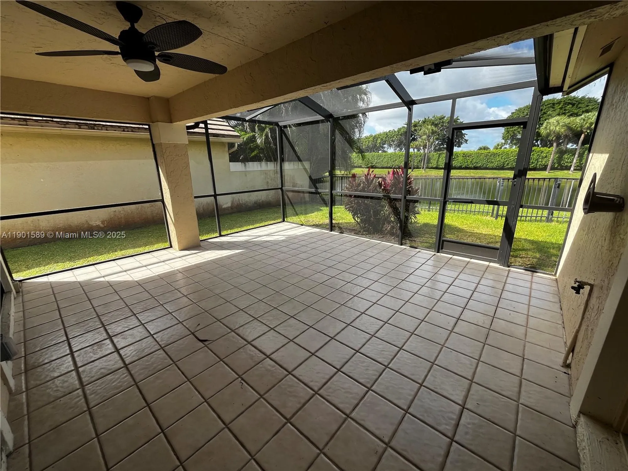 Property Slideshow image 8 of 30 | 8079 popash ct, Boynton Beach, FL, 33472