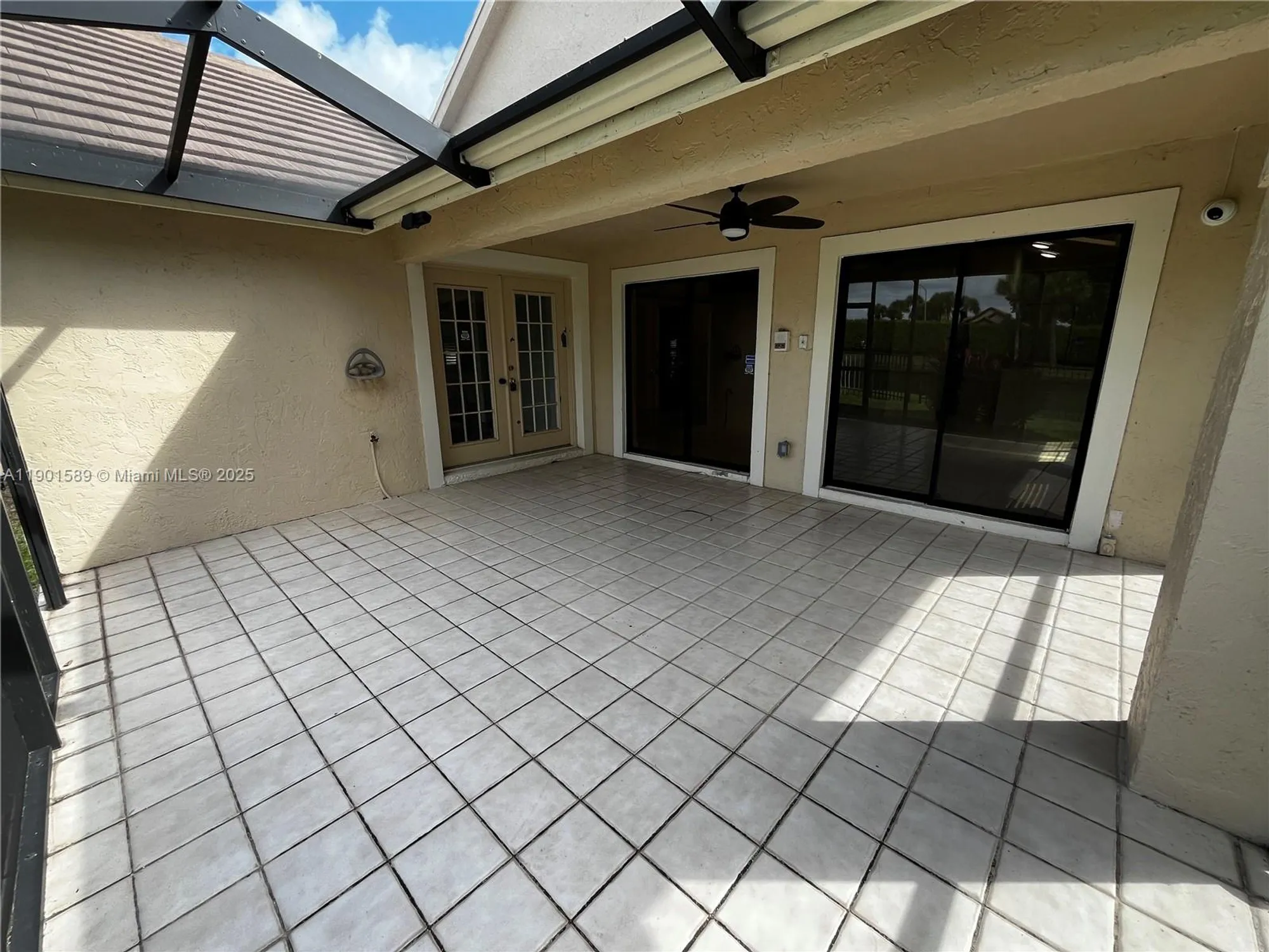 Property Slideshow image 9 of 30 | 8079 popash ct, Boynton Beach, FL, 33472