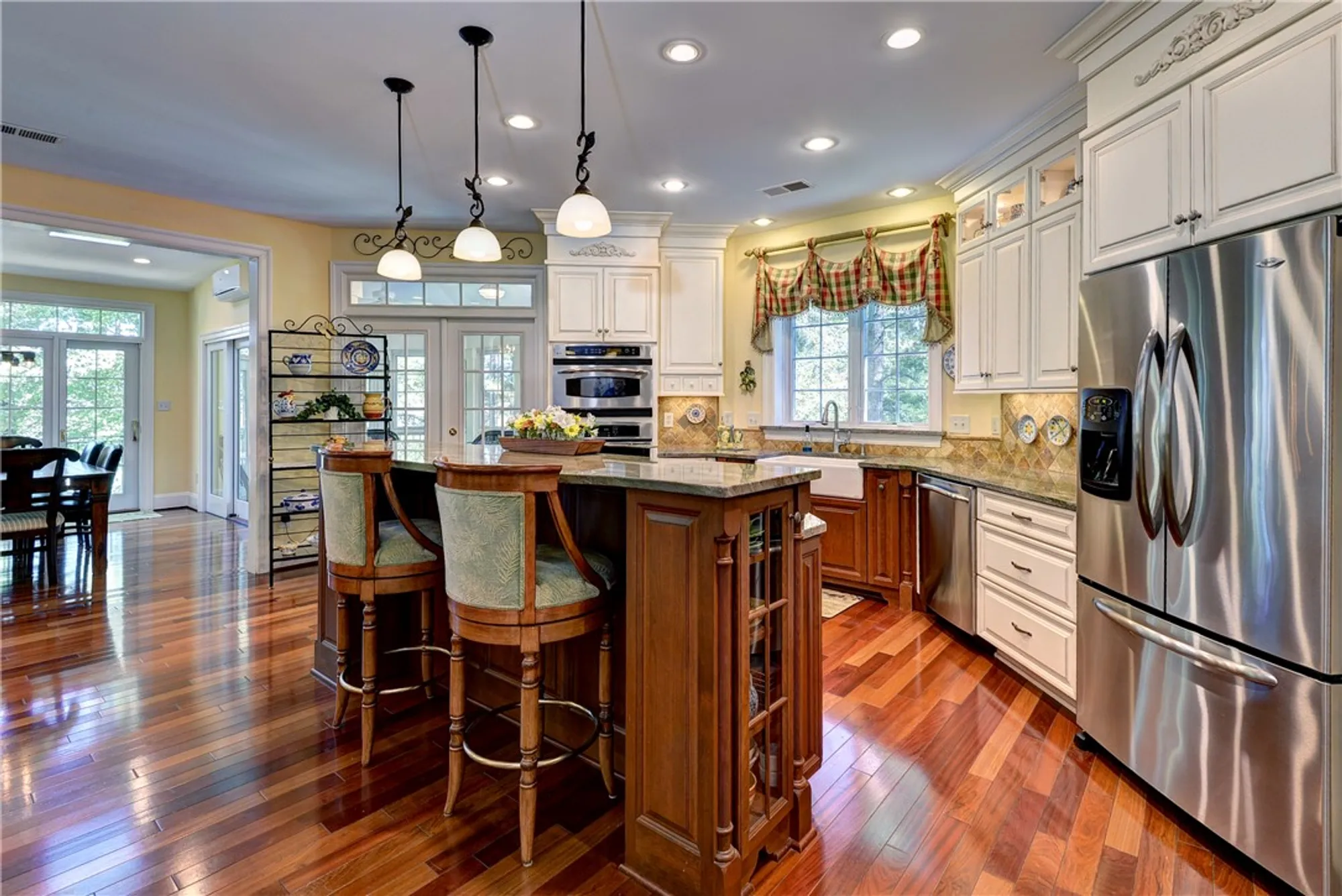 Property Slideshow image 15 of 50 | 1621 river rdg, Williamsburg, VA, 23185
