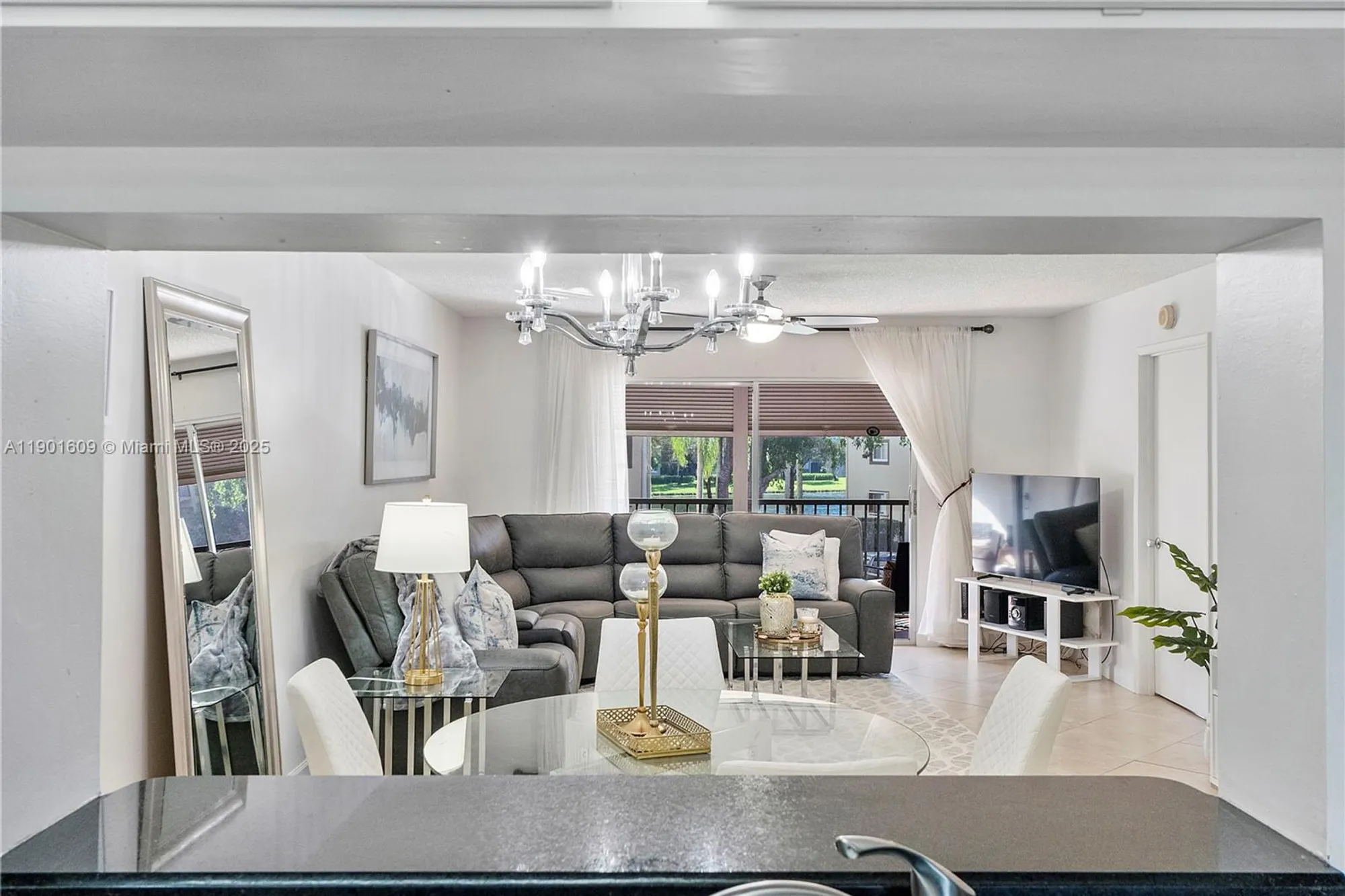 Property Slideshow image 4 of 14 | 1301 sw 142nd ave 203h, Pembroke Pines, FL, 33027