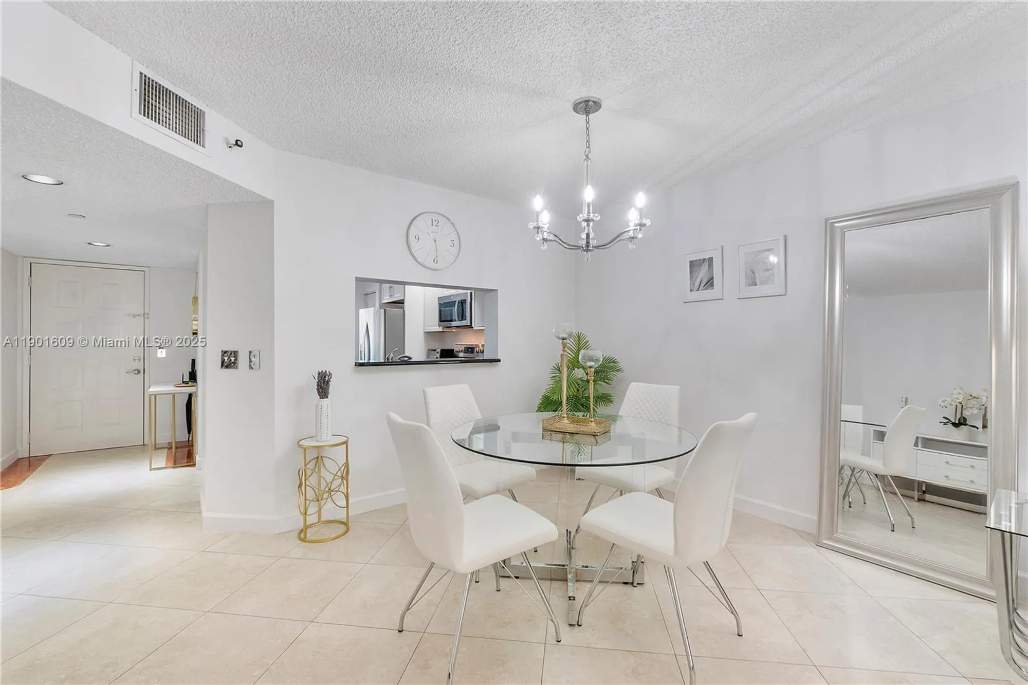Property Slideshow image 5 of 14 | 1301 sw 142nd ave 203h, Pembroke Pines, FL, 33027