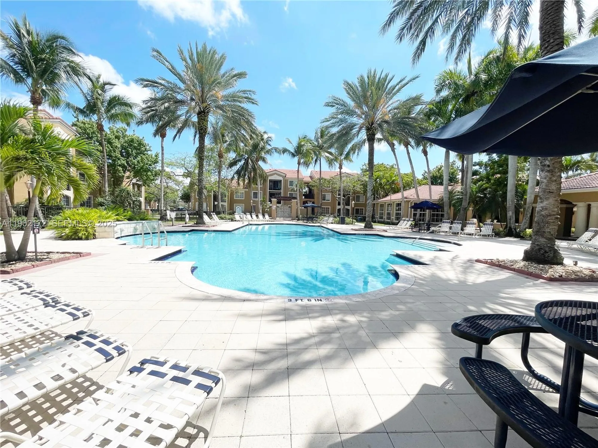 Property Slideshow image 33 of 35 | 8010 n nob hill rd apt 102, Tamarac, FL, 33321