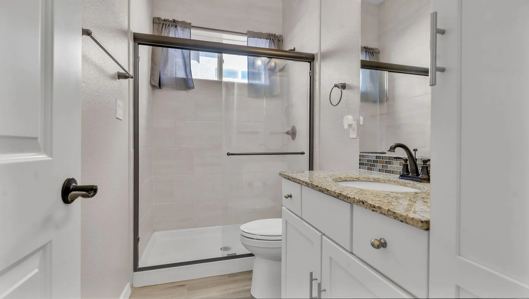 Property Slideshow image 12 of 65 | 4281 red river rd, Los Lunas, NM, 87031